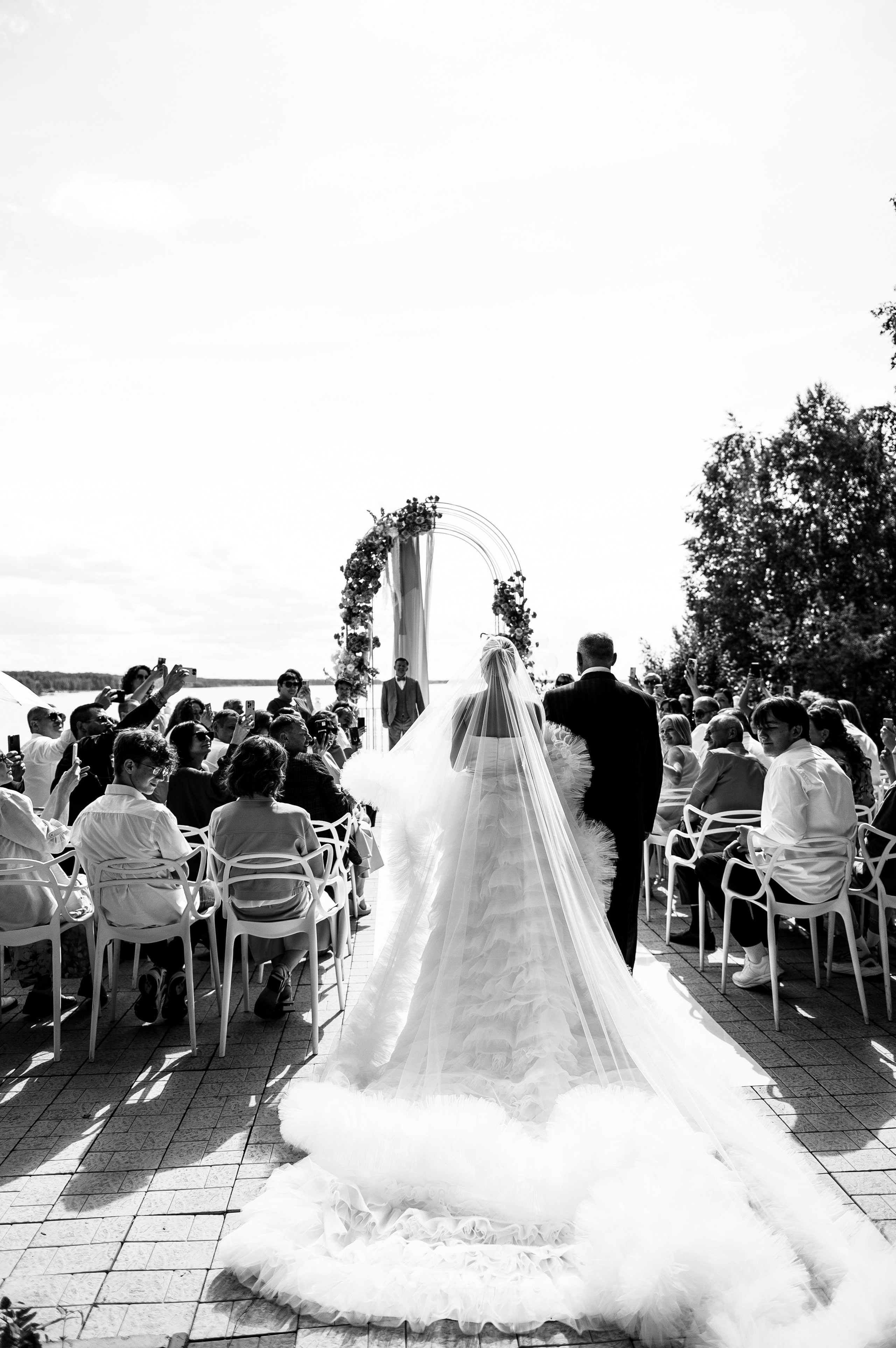 Шлейф для енота. Свадебный фотограф Саша Базенко