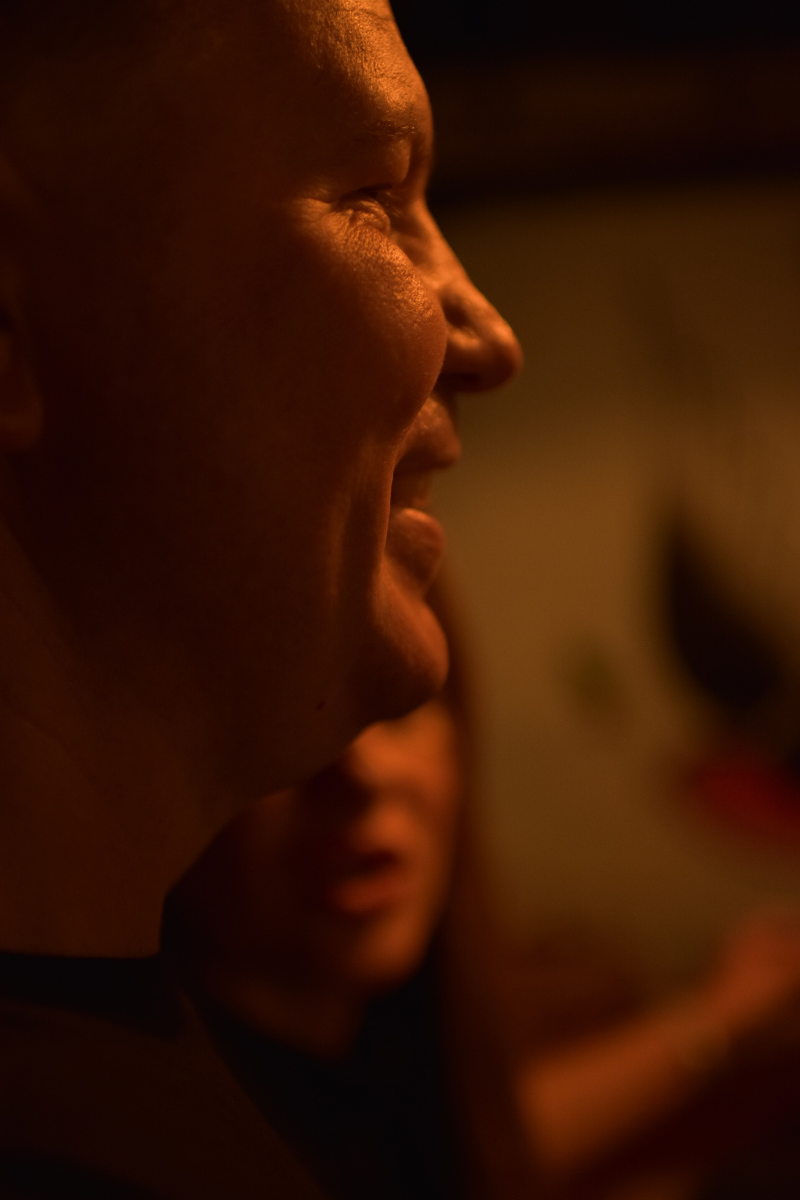 Hard Rock Cafe — Торжественный праздник дня рождения. Фотограф Владивосток (художественный портрет, празднование, торжество, мероприятие, фотопрогулка)