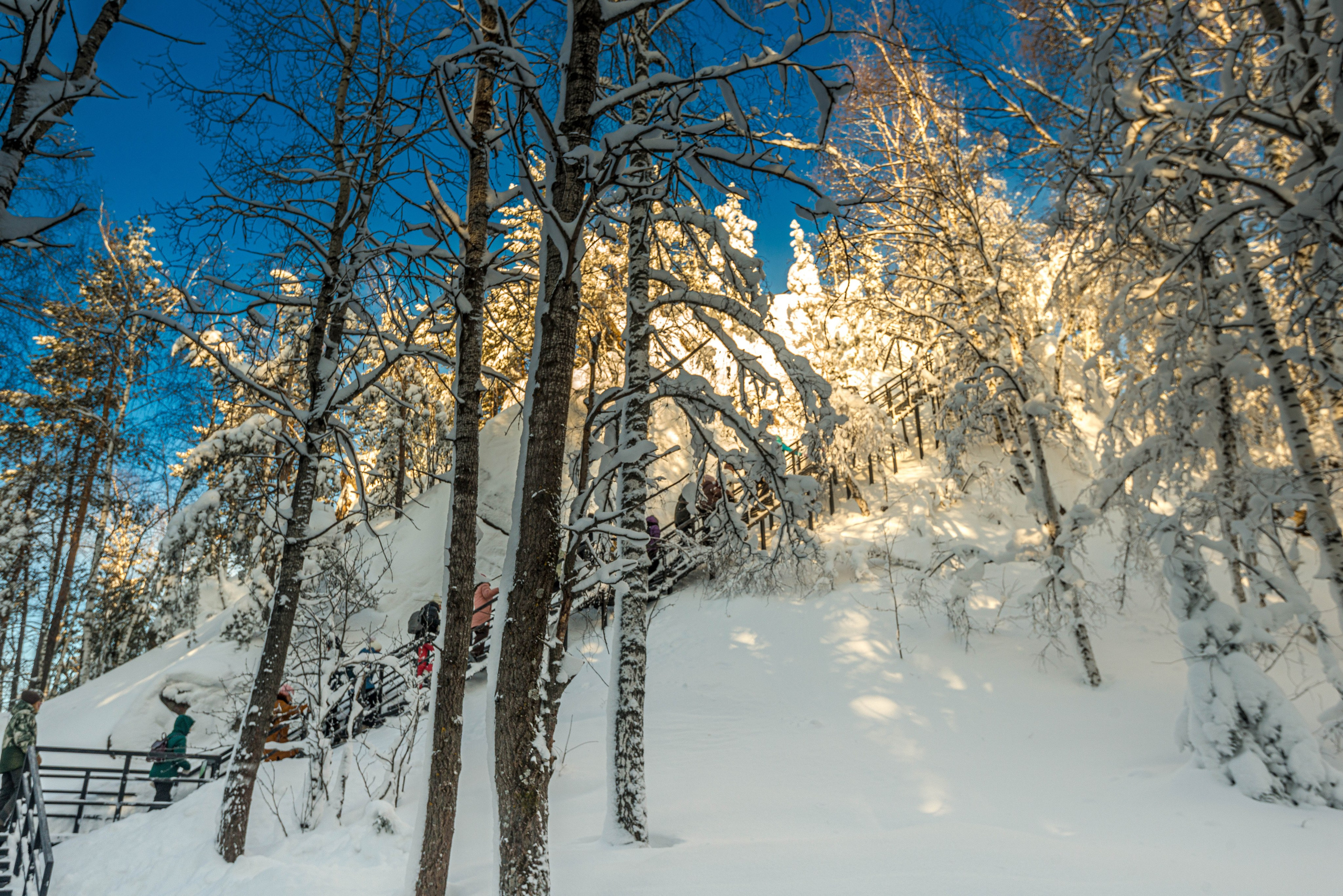 Таганай Семибратка, Парк Бажова, ледяной фонтан 06.01.2024. Свадебный фотограф на Урале Виктор Соколов