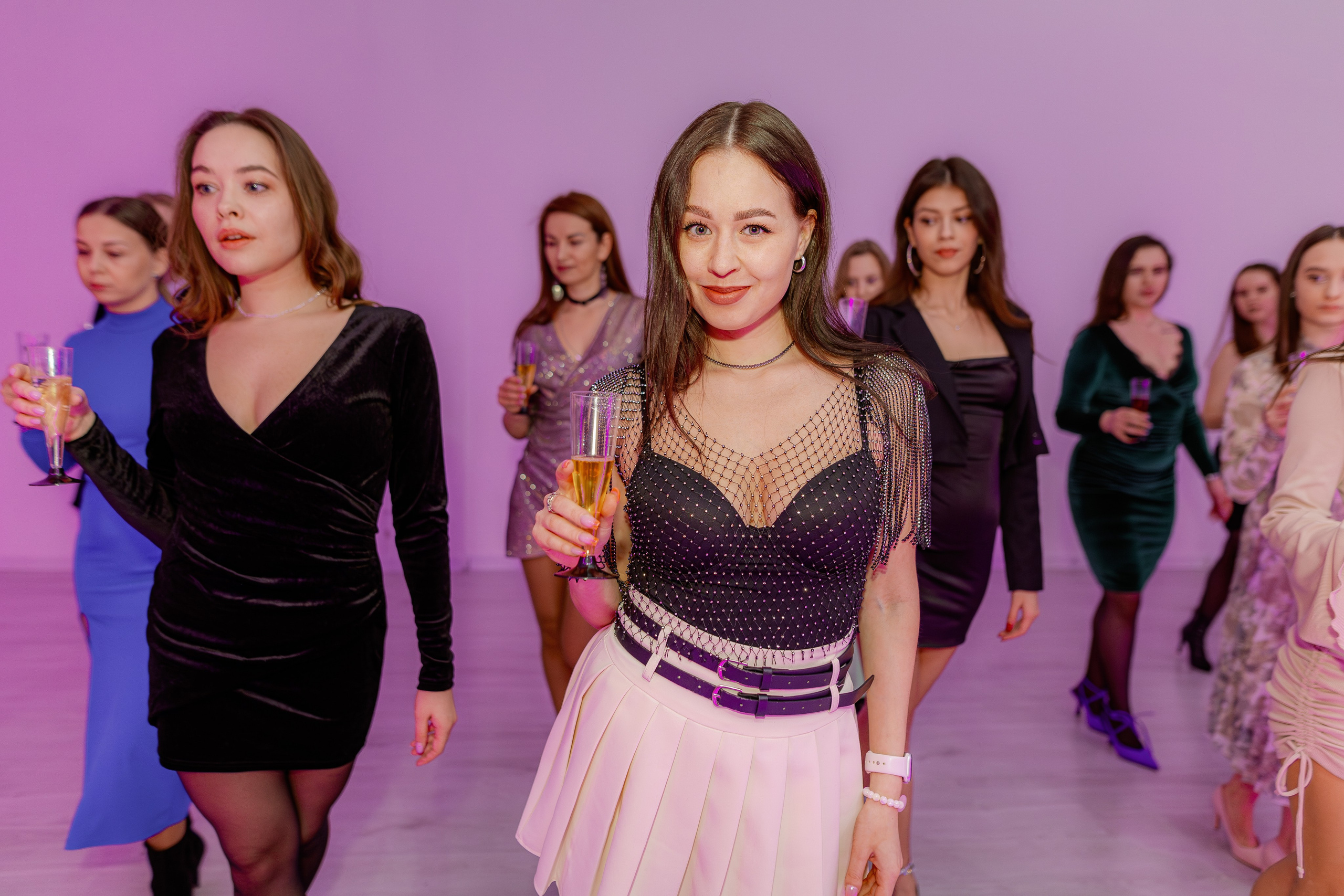 «Коктейльная вечеринка». Свадебный и репортажный фотограф Киров | Вадим Карпук