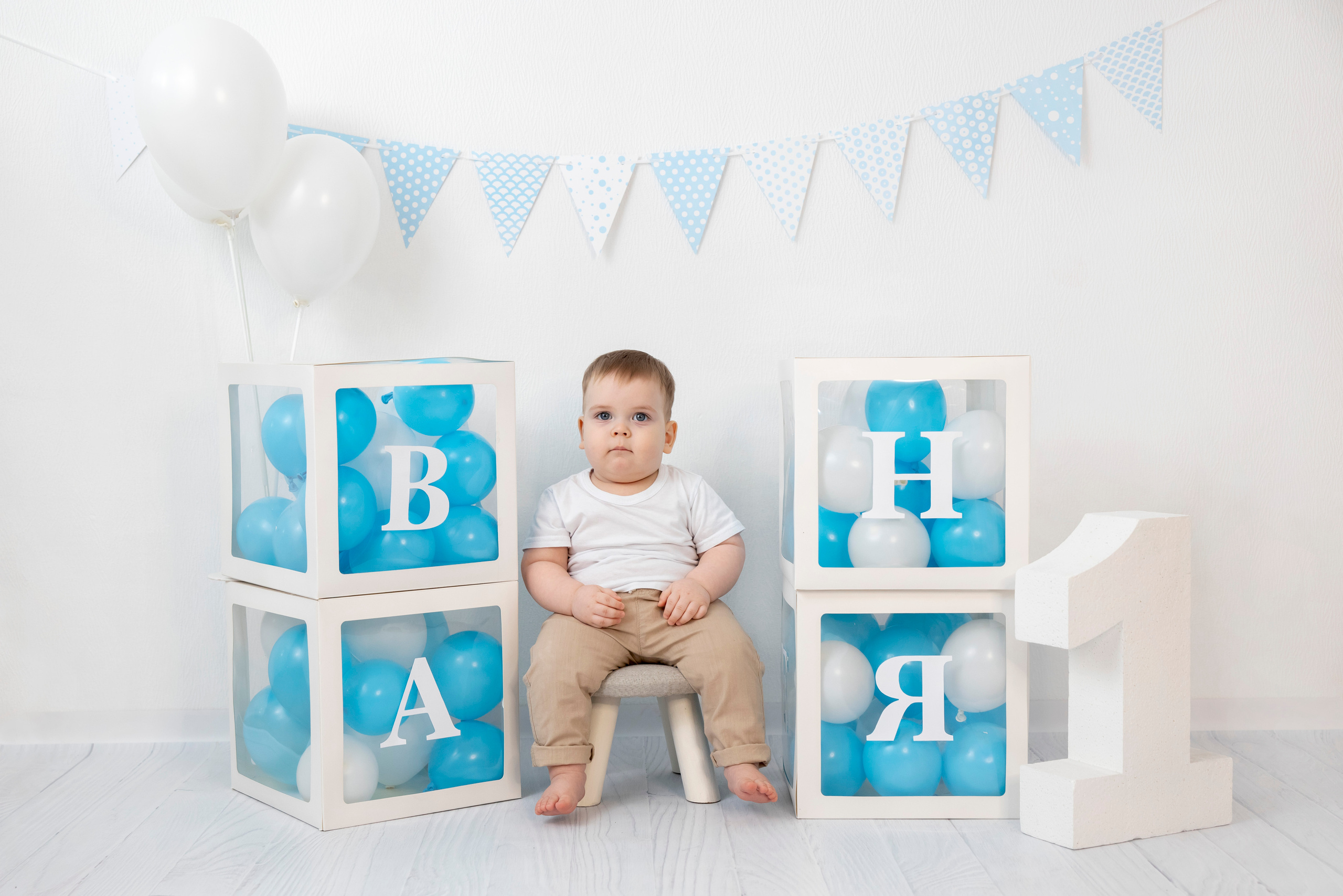 Ивану 1 годик. Фотокрошка — детская фотостудия в Новосибирске