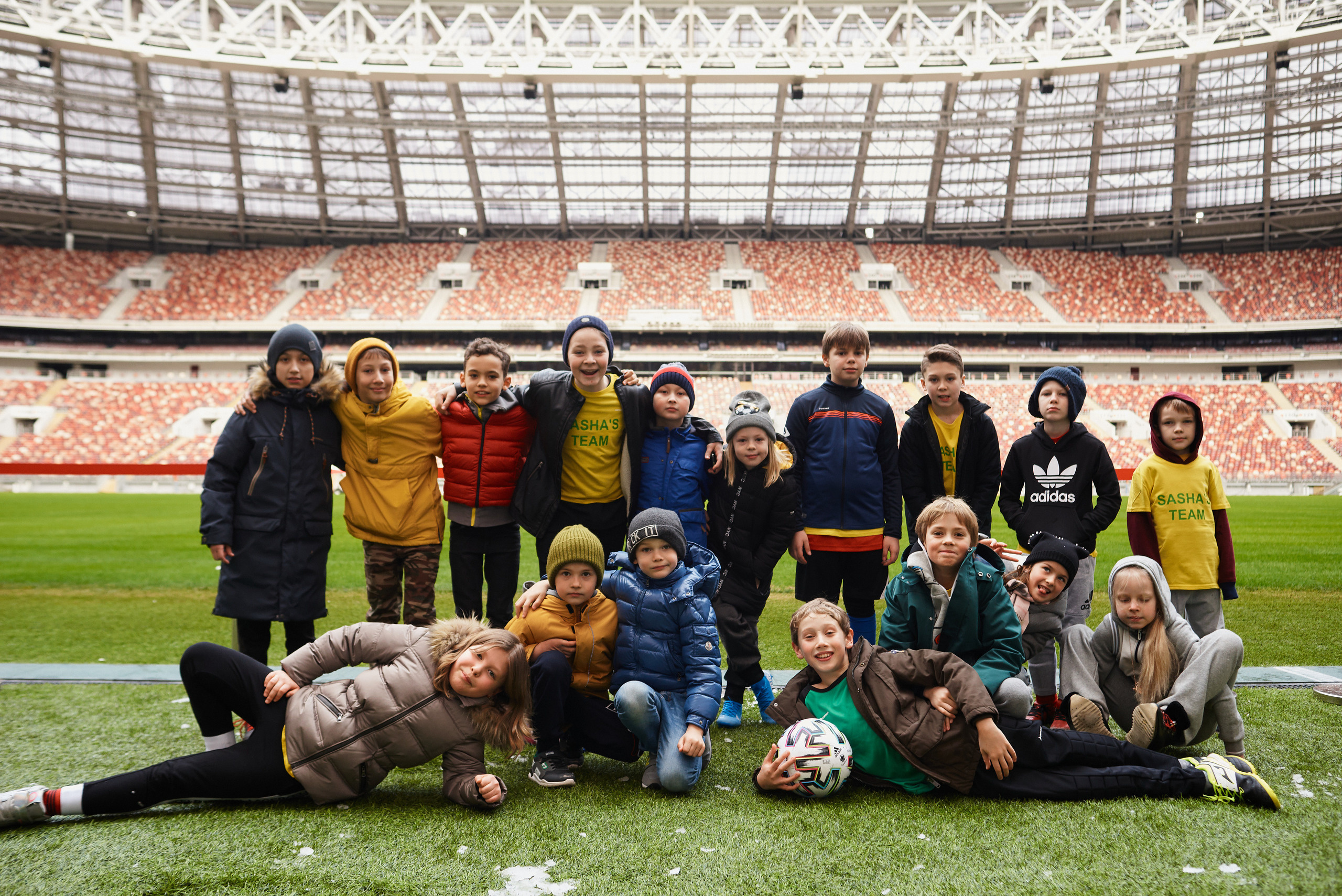 Фотосъёмка дня рождения в Лужниках. Артём Савиных — профессиональный фотограф в Москве | Репортажи, свадьбы, портреты