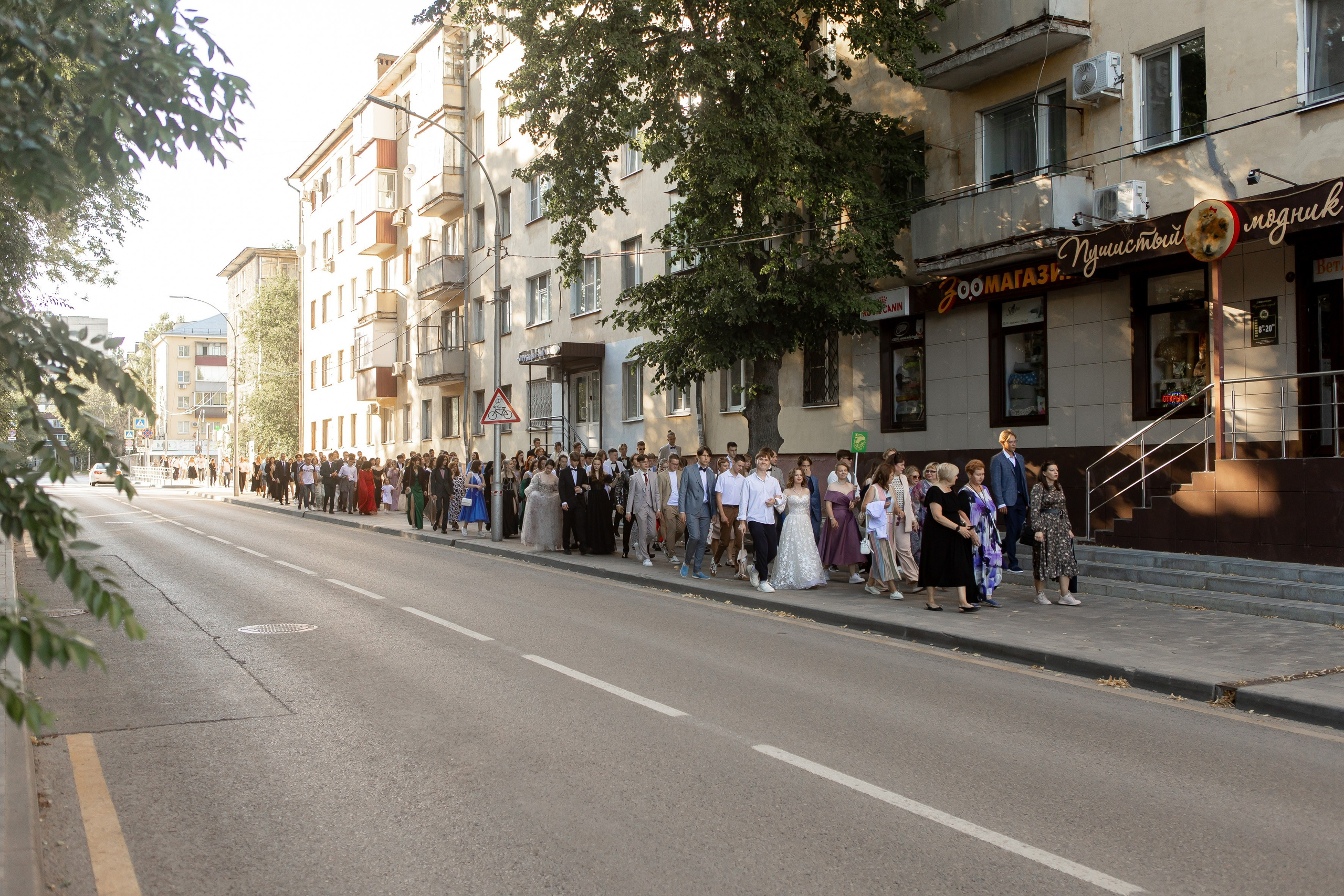 Выпускной Гимназия 12 2024 г. Свадебный и портретный Фотограф в Липецке Дмитрий Котюков