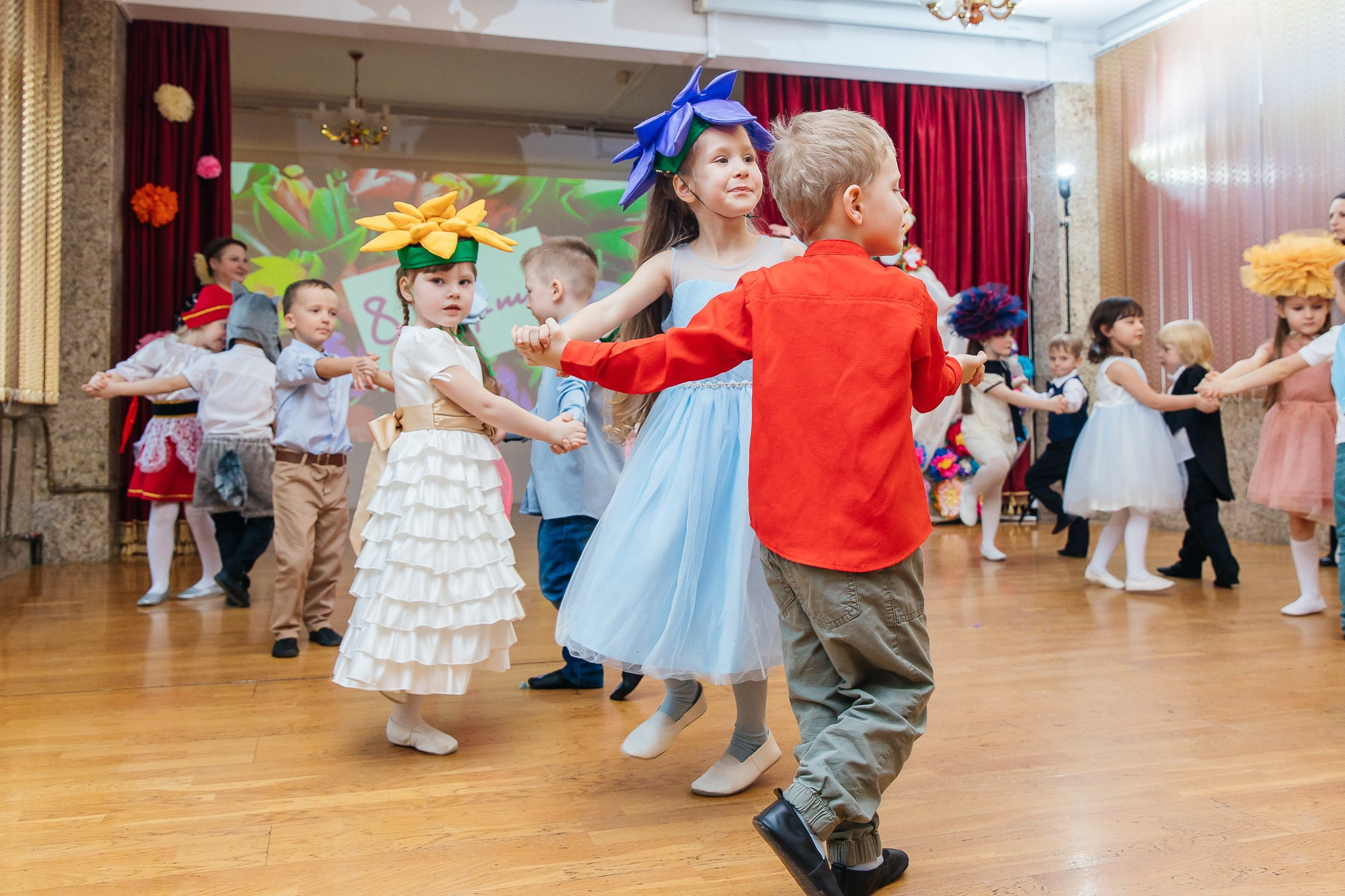 Детский сад № 93 — Утренник (07.03.2024). Свадебный и семейный фотограф Крамар Наталья