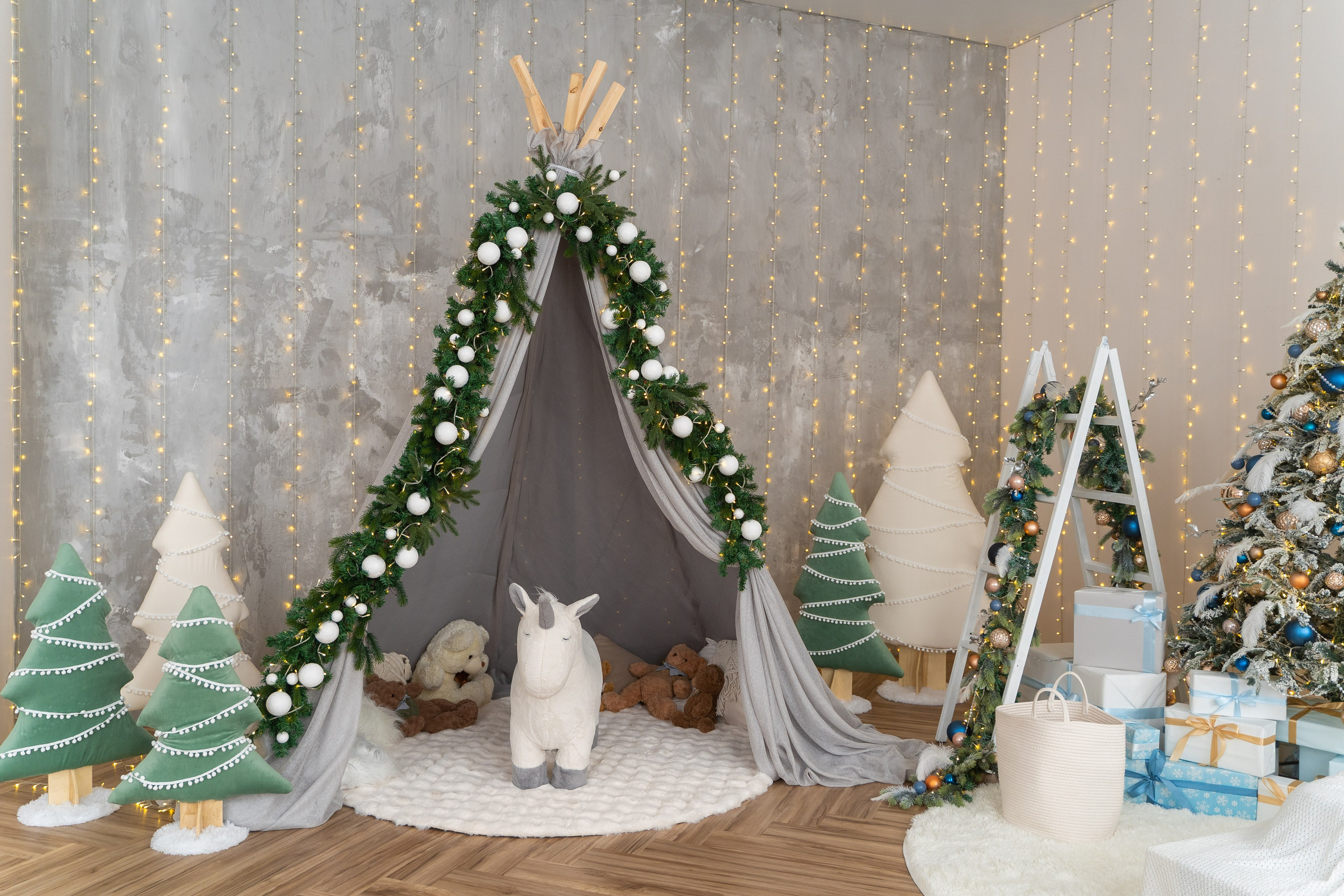 Зал Белый. Фотограф г. Хабаровск. Семейные и индивидуальные съёмки