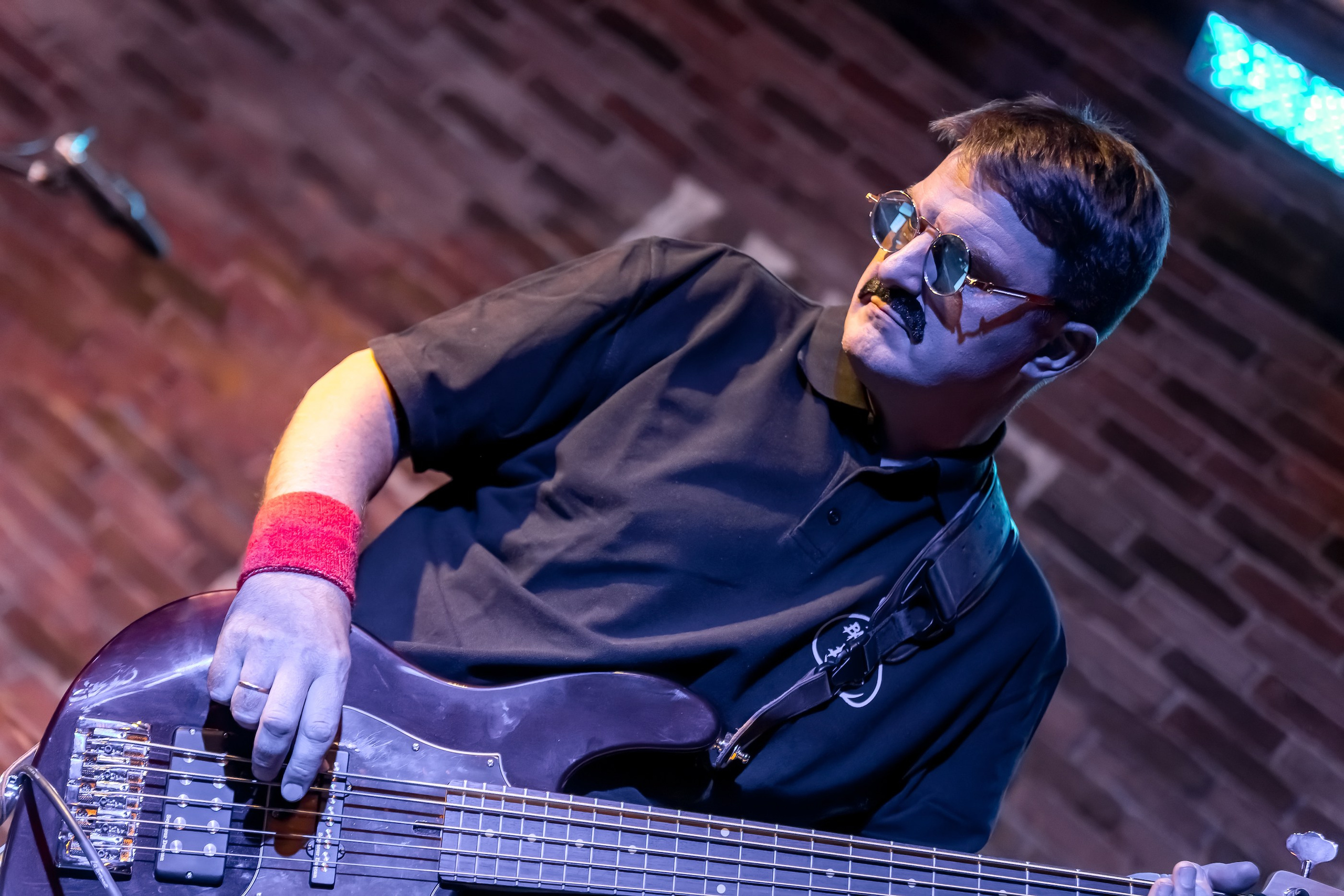 LifePub 29.03.2023. Московская кавер-группа BankBand