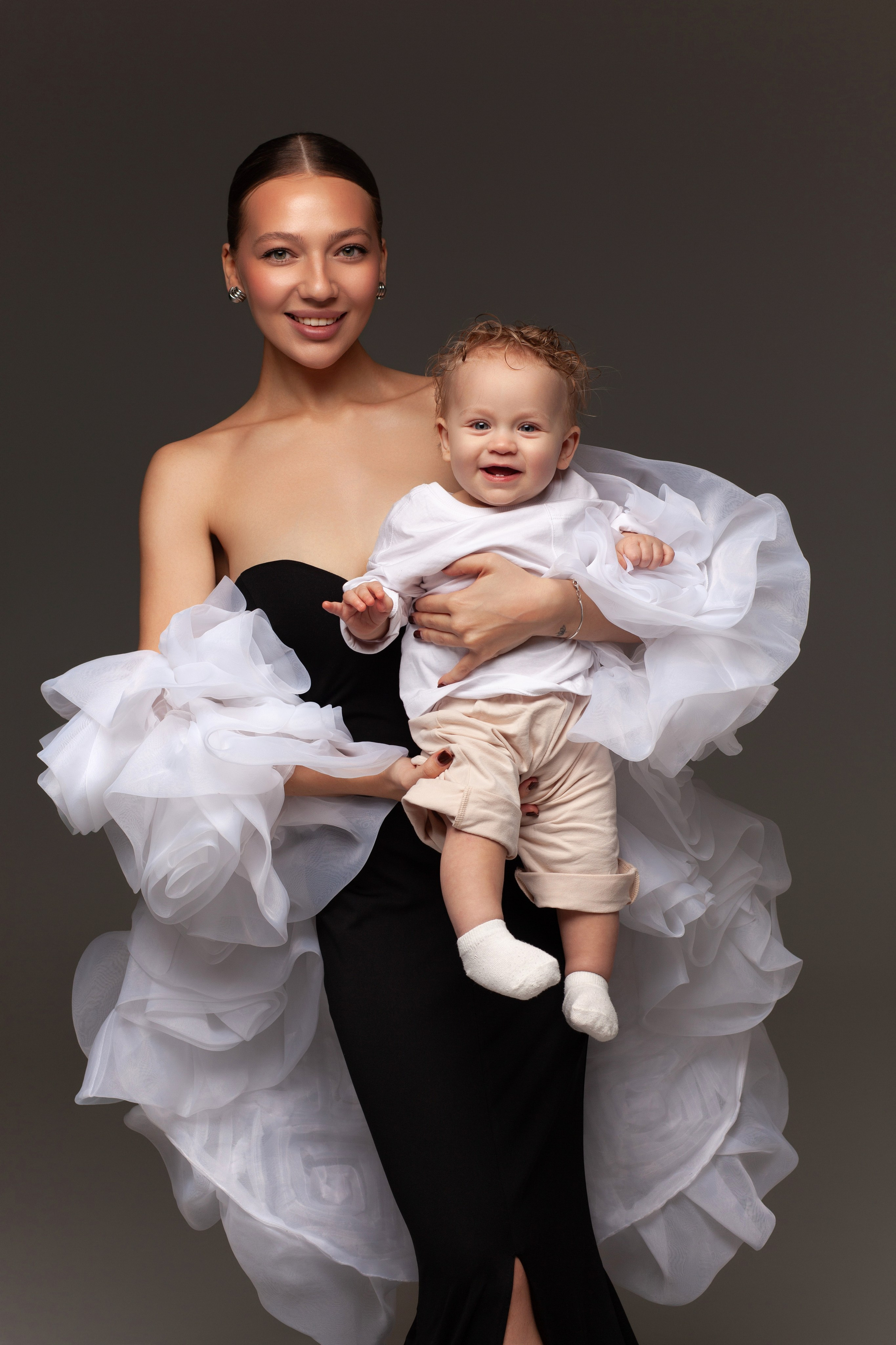 Материнство. Фотогограф беременности и материнства в Ярославле Арсеньева Юлия