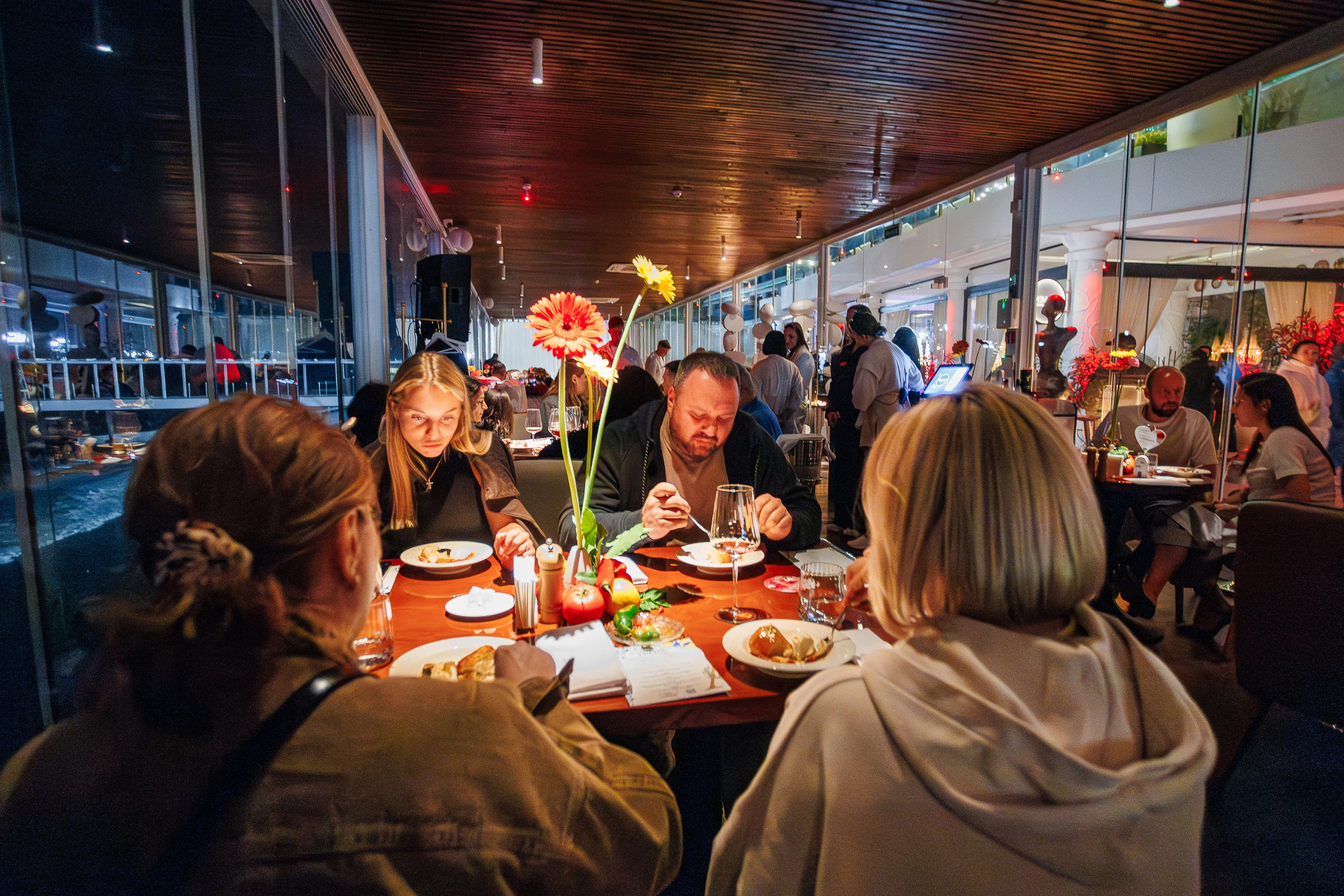 Гастроужин в греческом ресторане ЛИВАДИЯ_Ялта_27.09.2025. Аминов Руслан | Фотограф