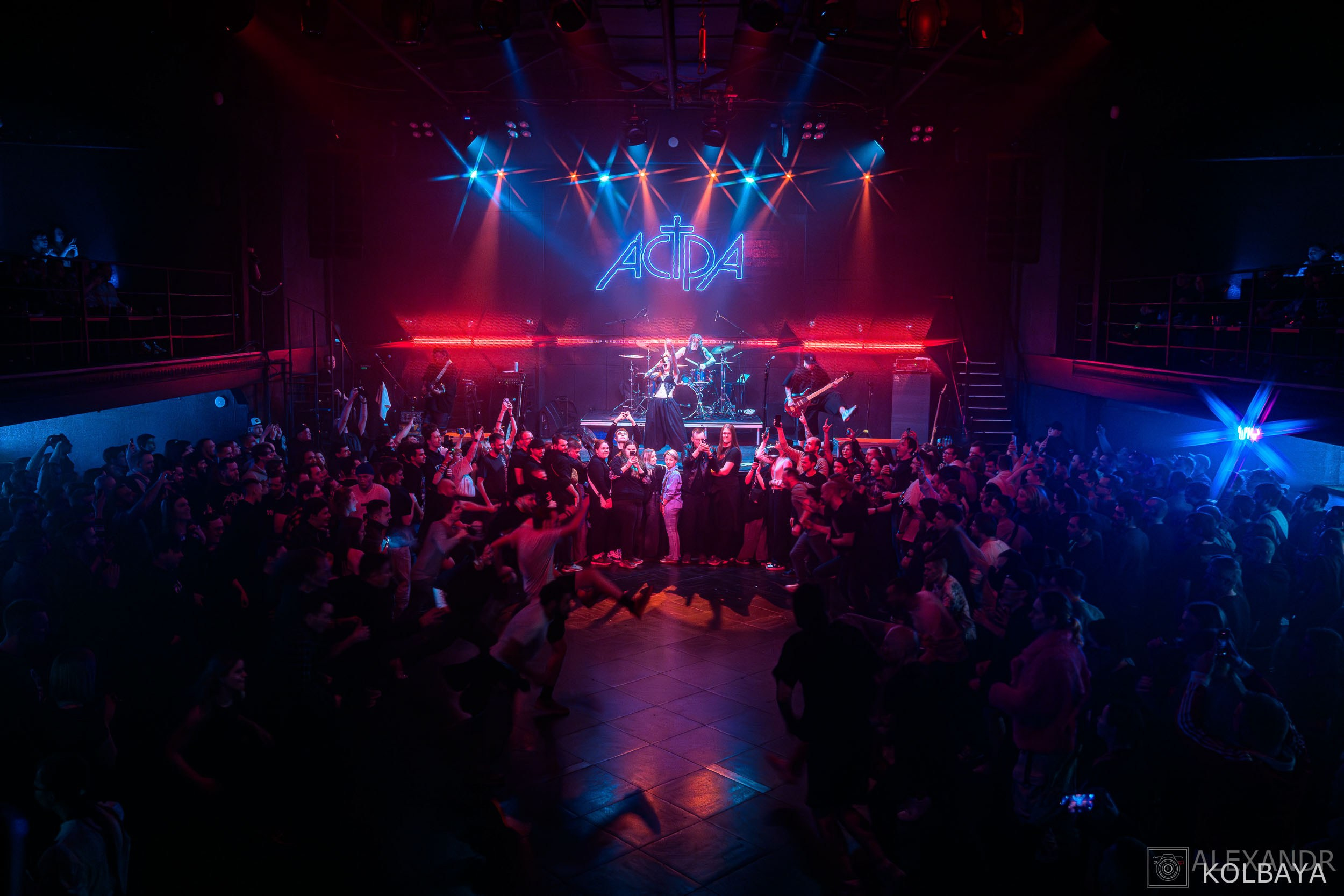 Фоторепортаж с концерта группы АСТРА в клубе СВОБОДА. Концертный и театральный репортажный фотограф в Москве Александр Колбая
