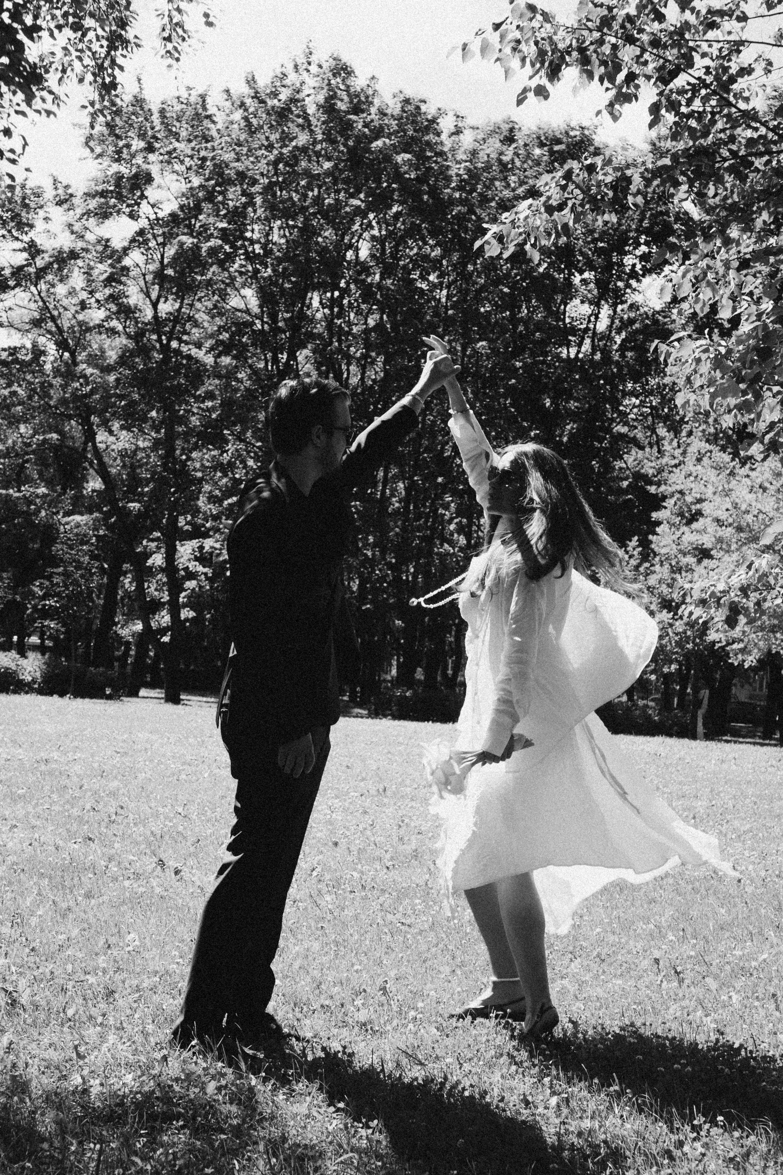 СВАДЕБНАЯ СЬЕМКА В ПАРКЕ ПОБЕДЫ И ПРОГУЛКА ПО МОСКОВСКОМУ ПРОСПЕКТУ. Профессиональный фотограф, Санкт-Петербург — Виктория Богомолова