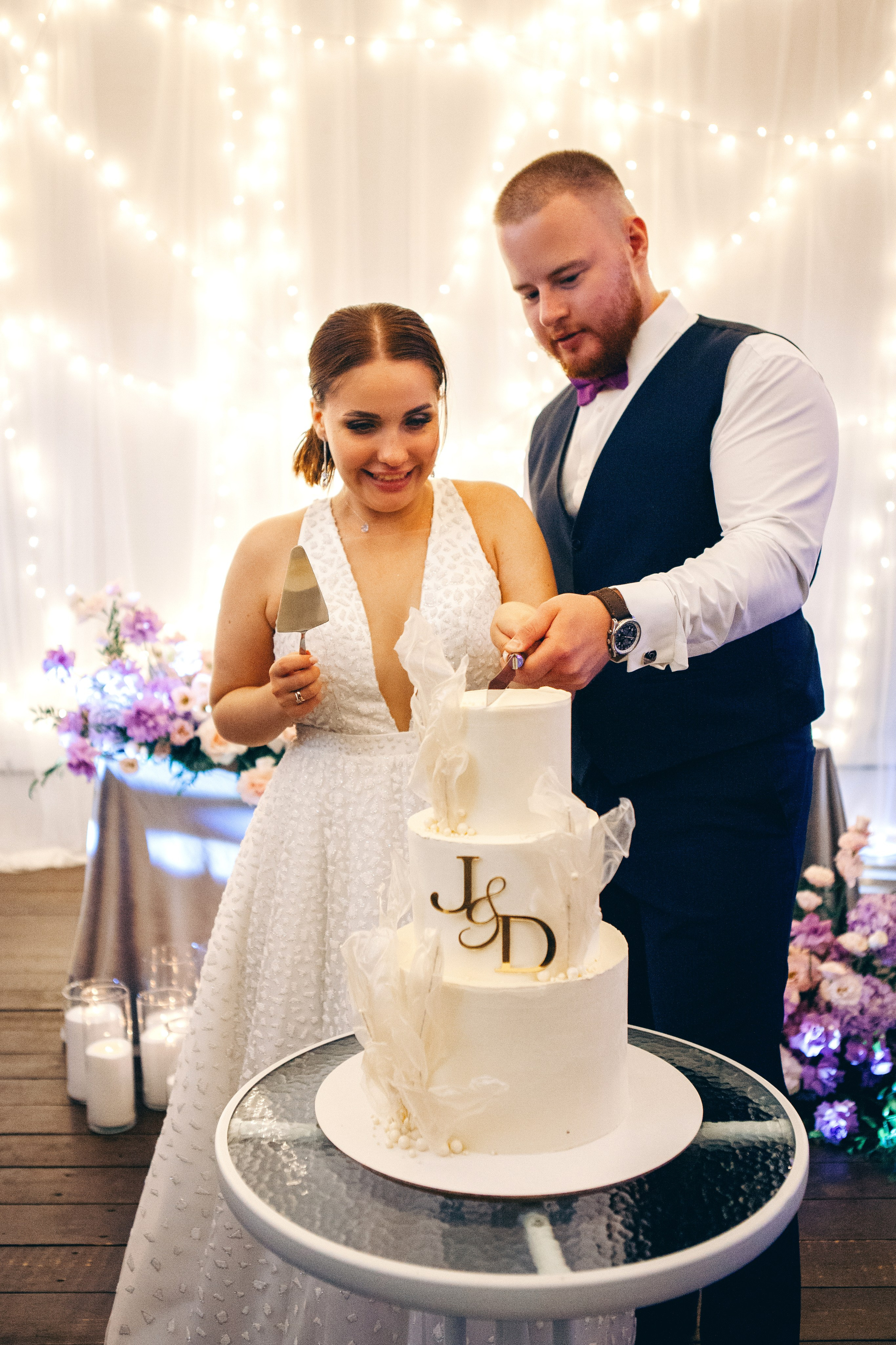 Свадебная фотосессия в отеле hartwell hotel и на патриарших прудах. Фотограф Ольга Ефремова