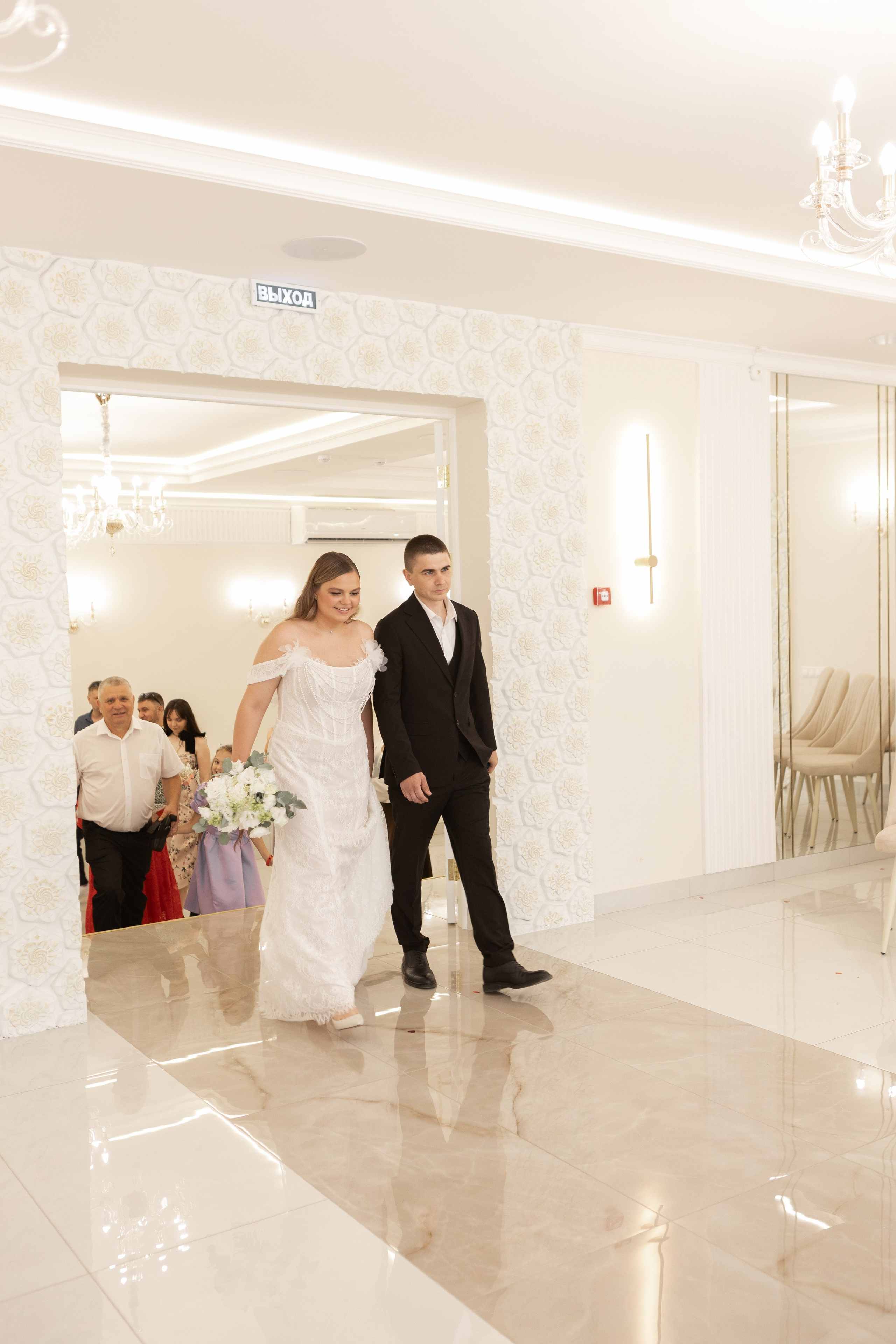 Дмитрий и Виолетта. Свадебный фотограф в Воронеже Вероника Богай