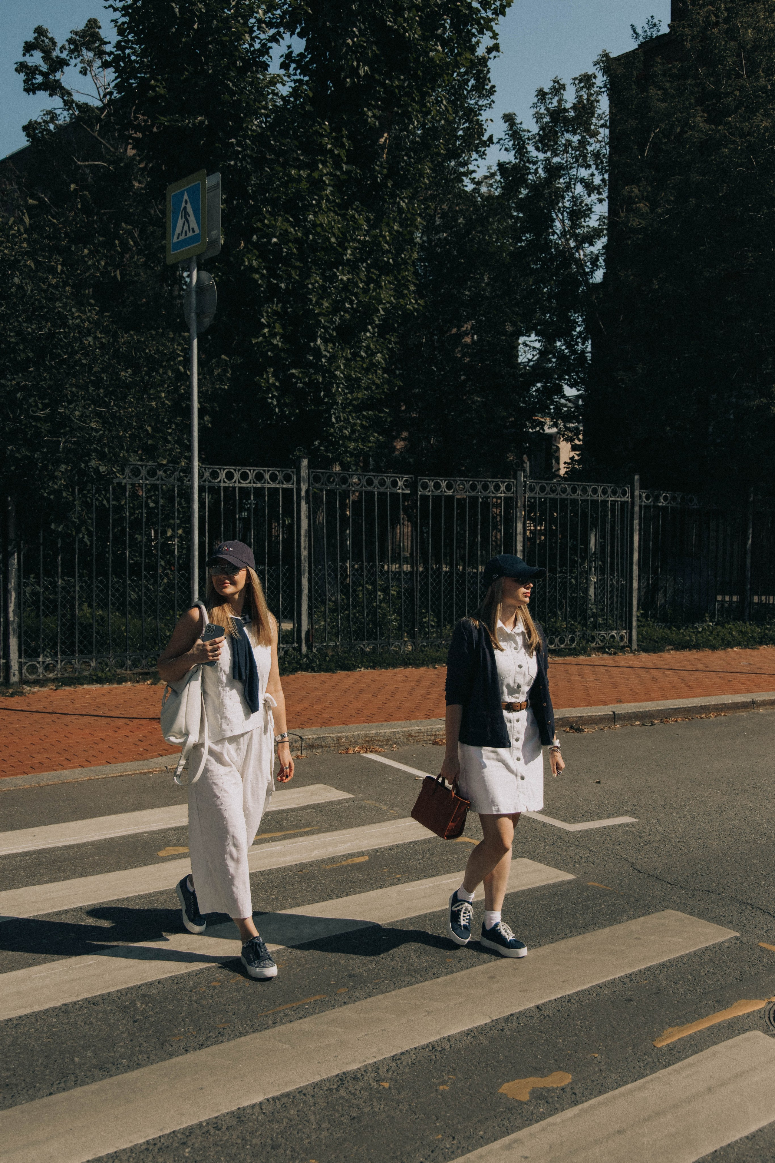 Прогулка Лиза и Марина. Фотограф lifestylе в Москве Пшеничная Анастасия