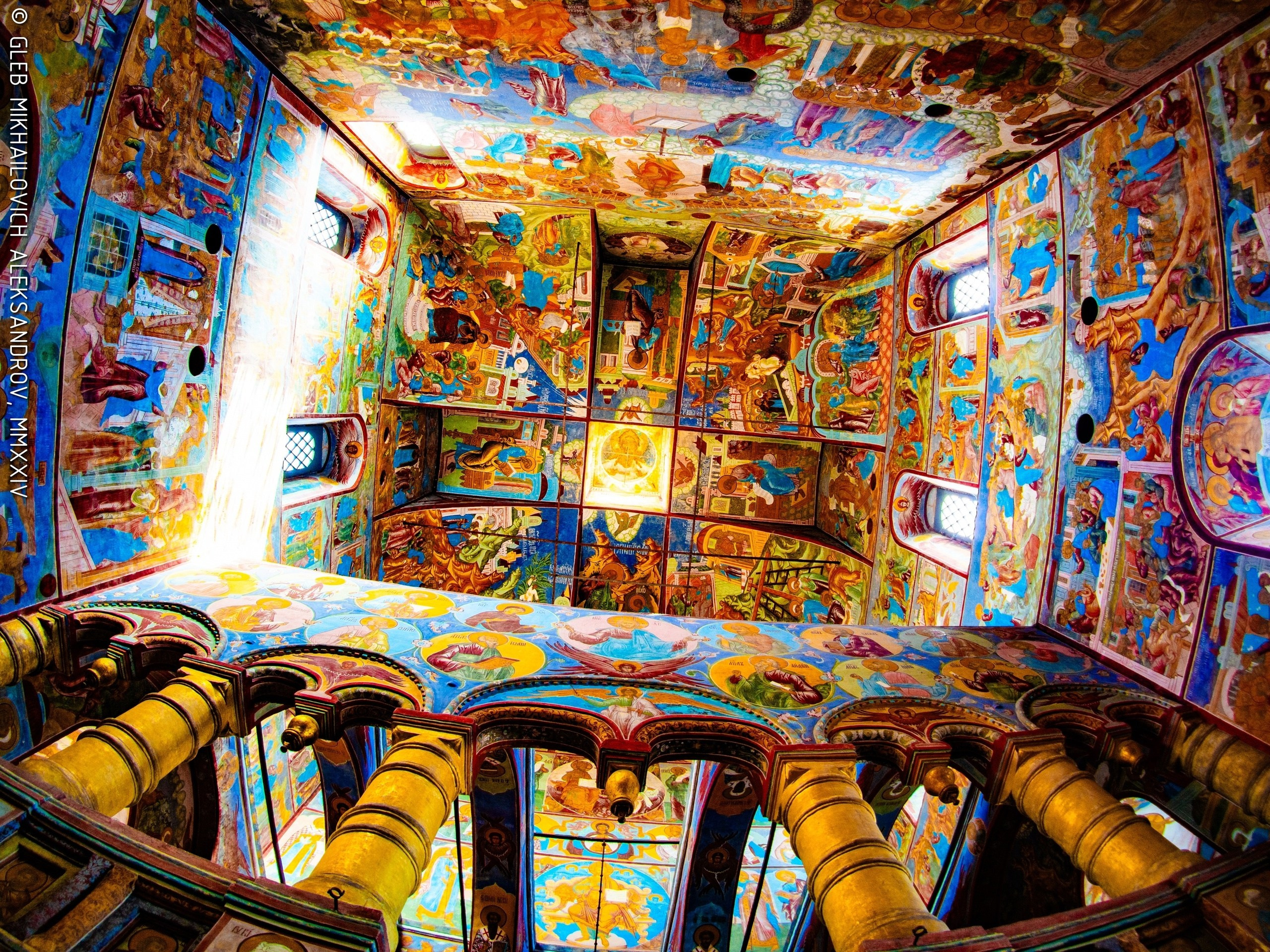 Ростов, кремль. Храм Спаса на Сенях. Зодчество