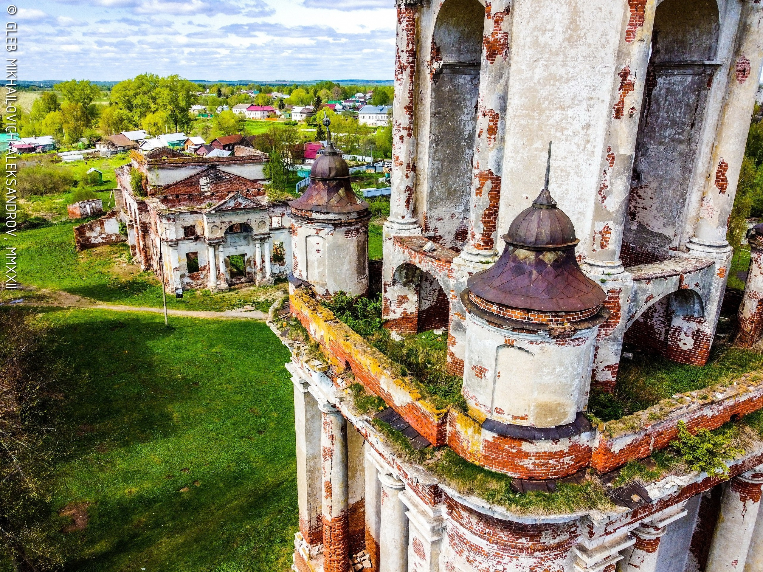 Поречье-Рыбное. Храмовый комплекс. Церковь Никиты мученика с колокольней и церковь Петра и Павла. Зодчество