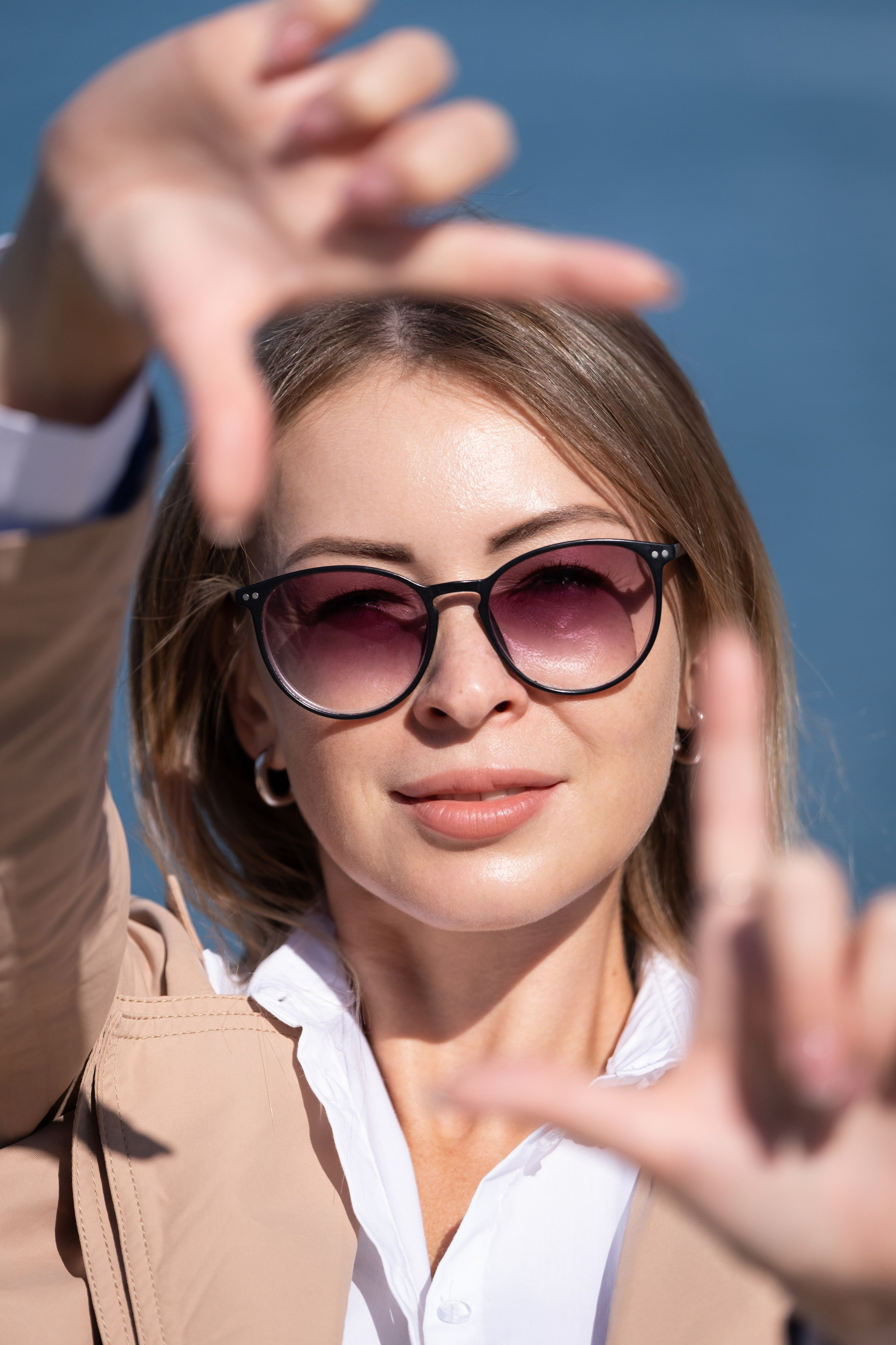 Портретная фотосессия. Мраморные улицы Севастополя. ул. Большая Морская. Профессиональная фотосъемка в Крыму. Натуральные эмоции и живые кадры. Забронируйте дату прямо сейчас!