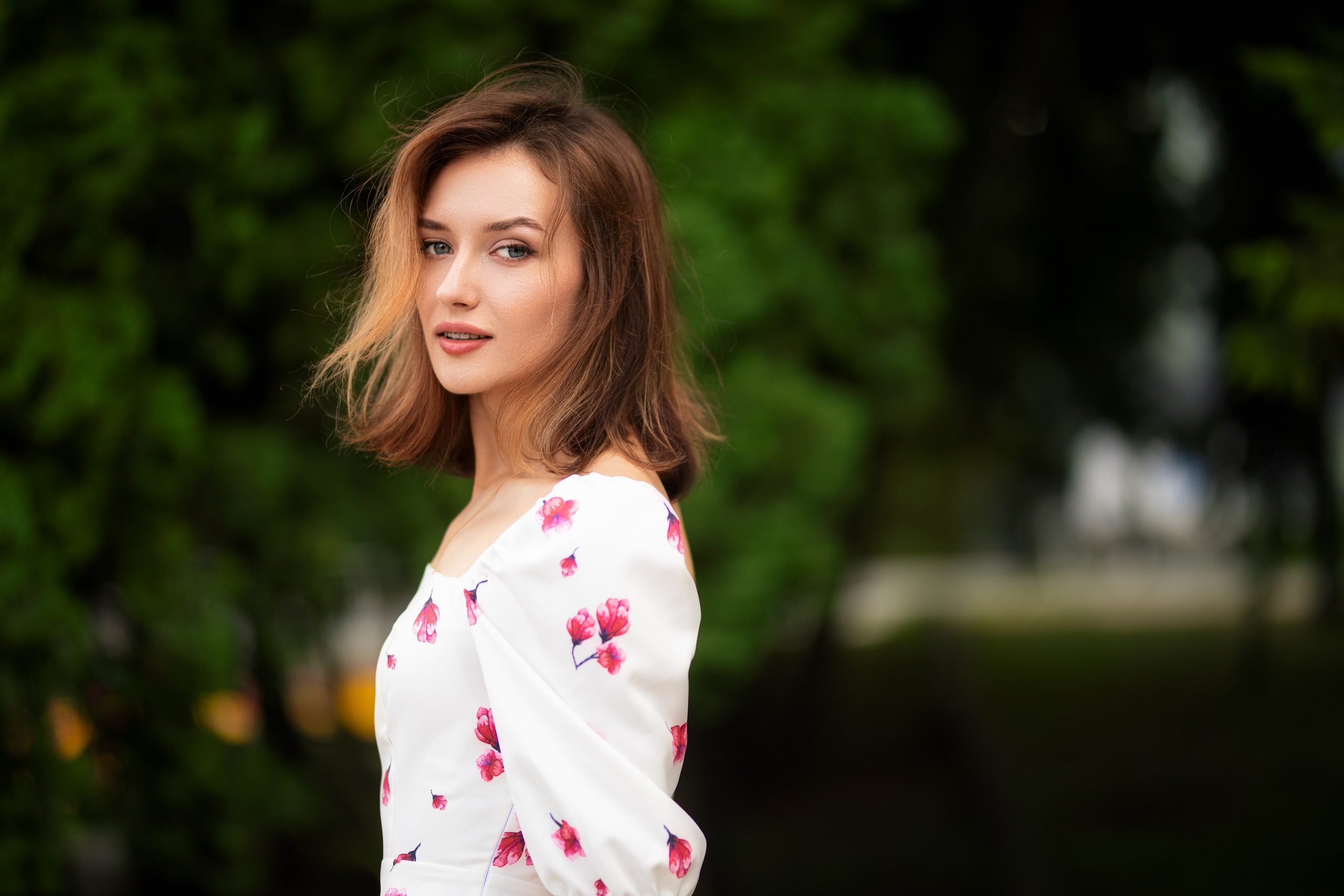 Уличная съемка с Настей в Старом Осколе в формате «для себя». Дмитрий Шульгин, портретный фотограф в Воронеже