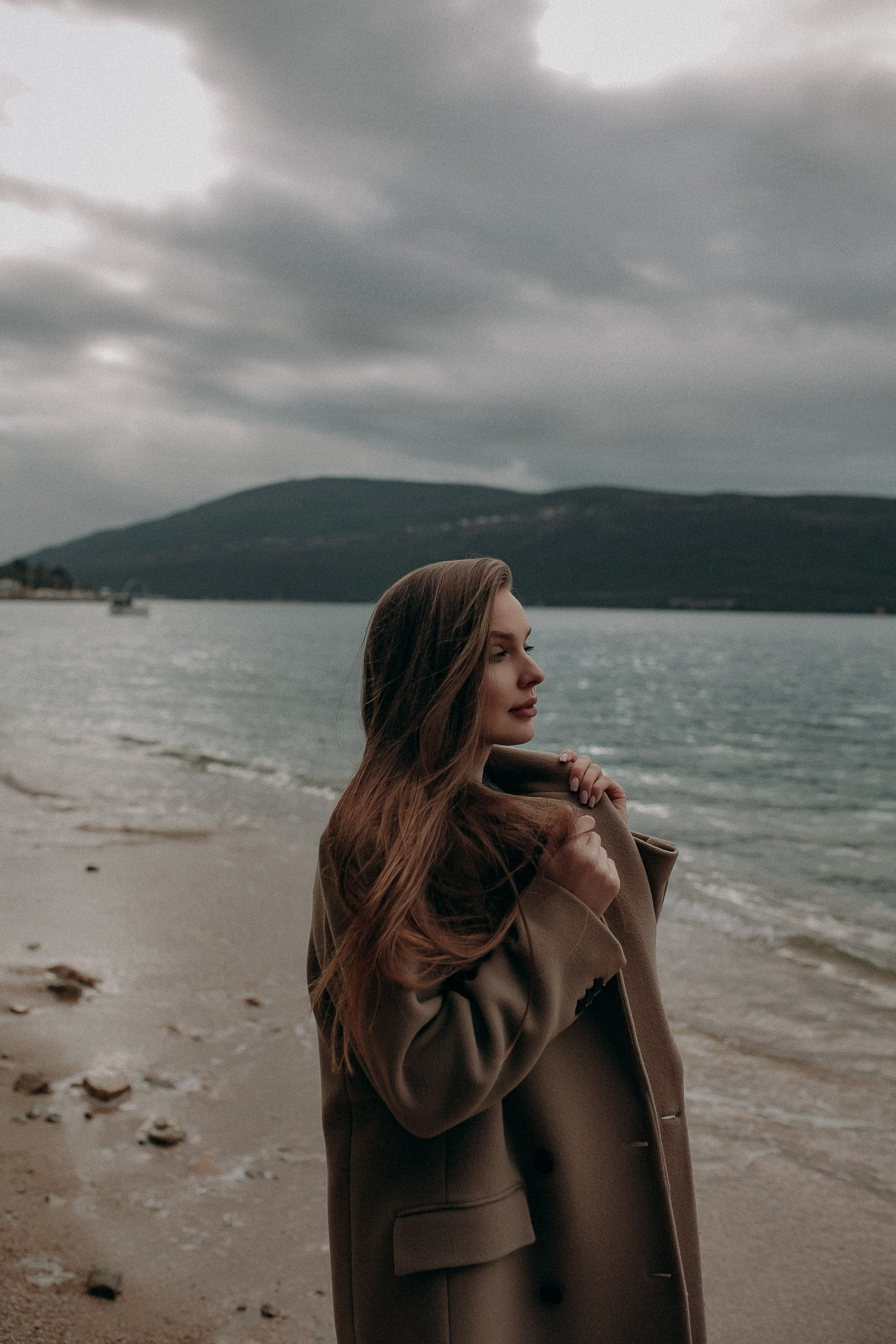 АЛИНА И МОРЕ. Family, Women & Couples Photographer in Budva, Kotor, Herceg Novi, Perast & Coastal Montenegro