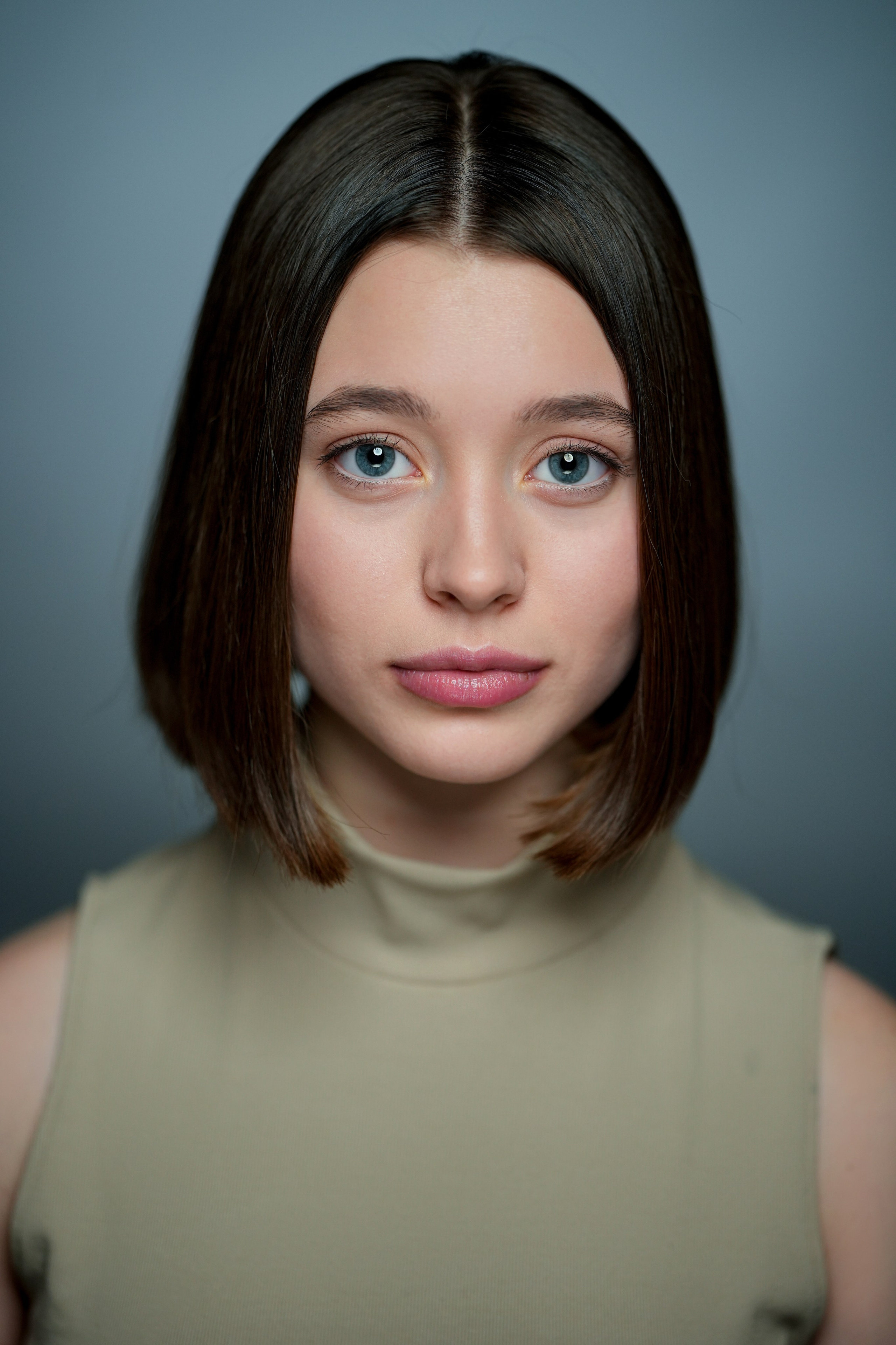 Актриса Настя Дробышева. Портретная съемка в Москве, студийный фотограф Игорь Фомин