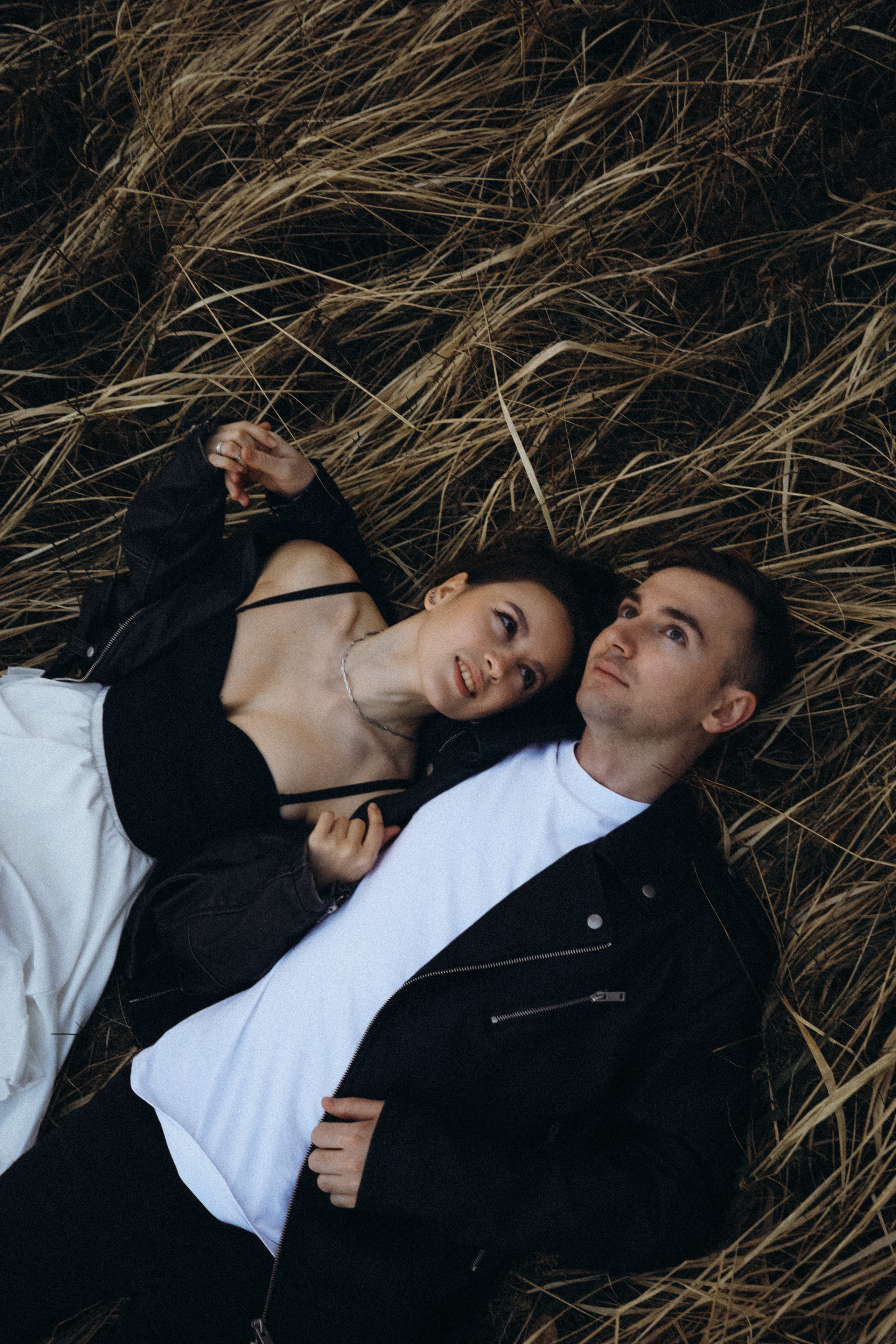 Яна и Валера. Главная