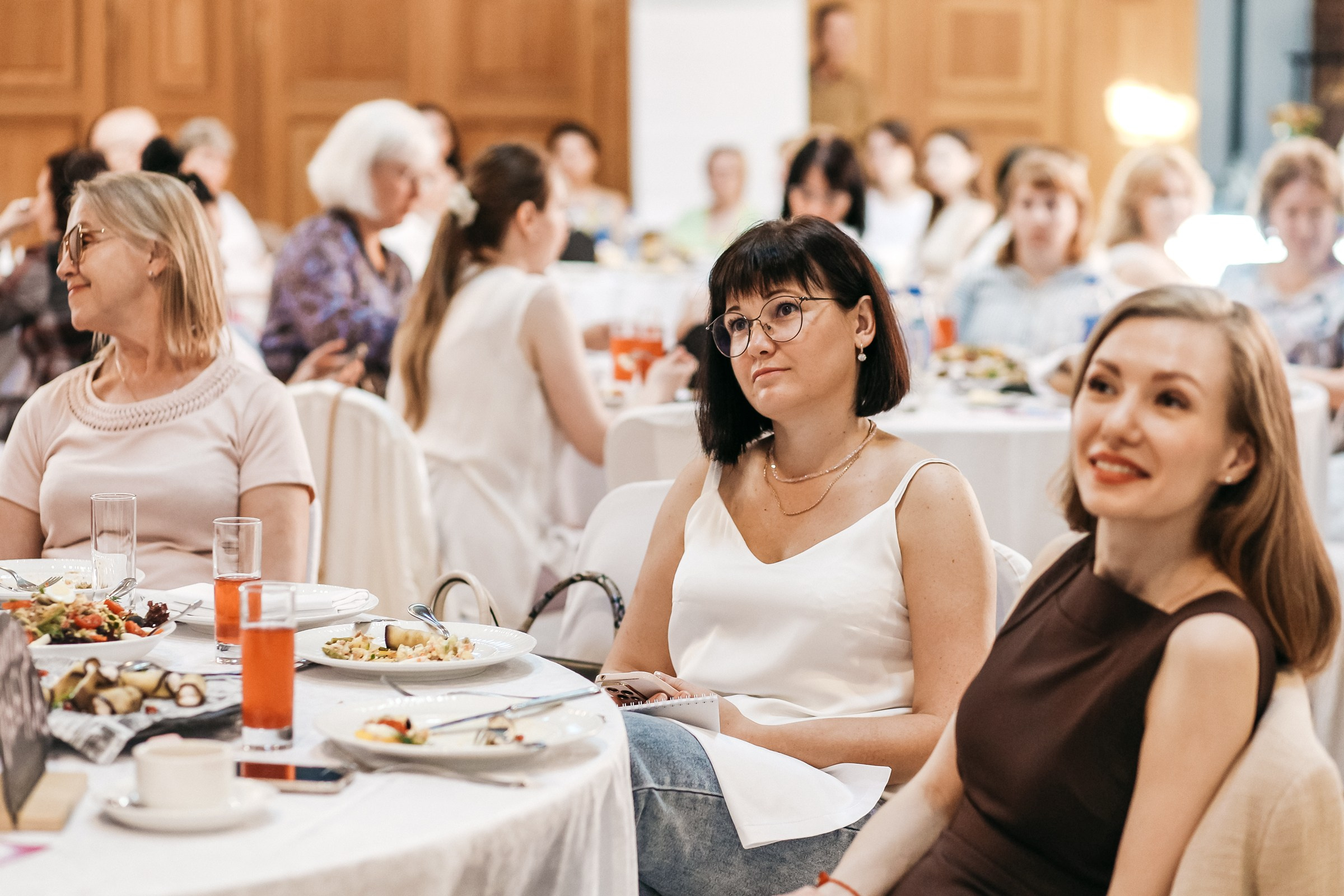 Репортажный фотограф на мероприятие Питер