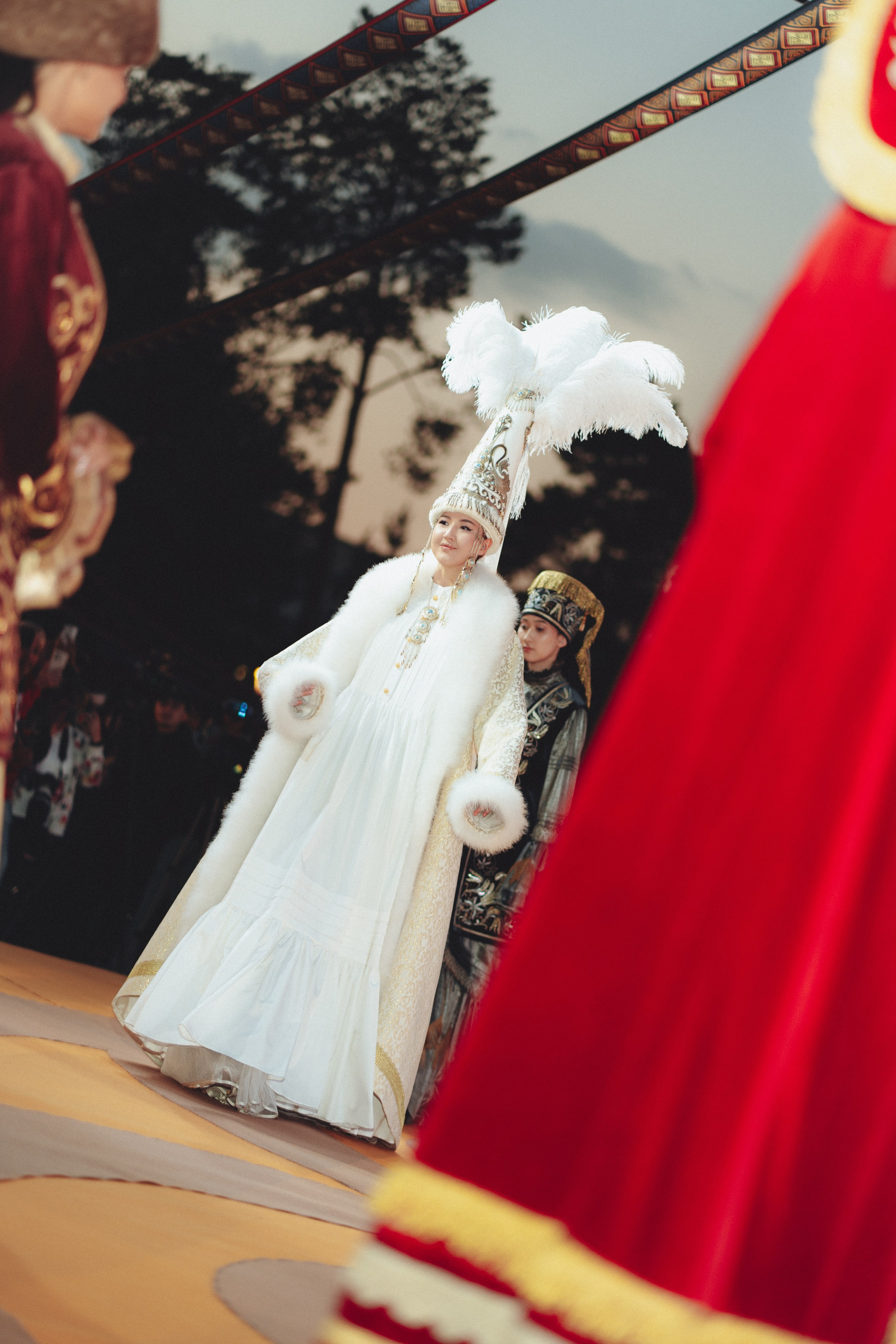 ETHNIC FASHION SHOWS / THE PODIUM