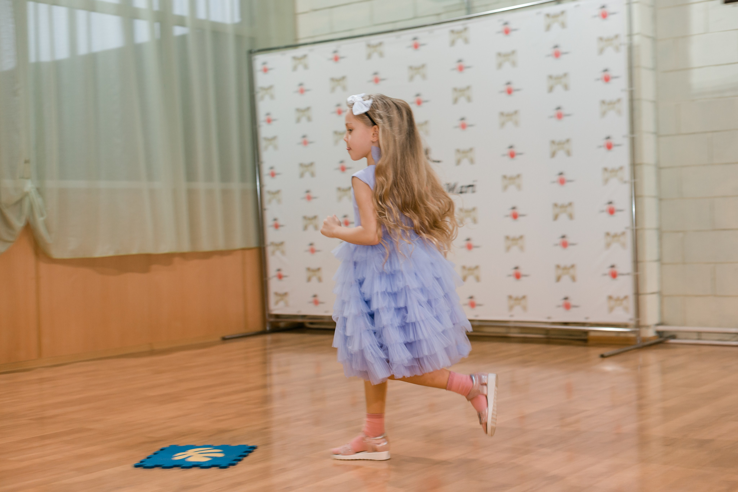 Фотосъемка детского дня рожденья. Видеосъемка и фотосъемка свадеб. Фотограф и оператор на свадьбу. Видеосъемка подкастов, собственная видео-фотостудии. Предметная фотосъемка