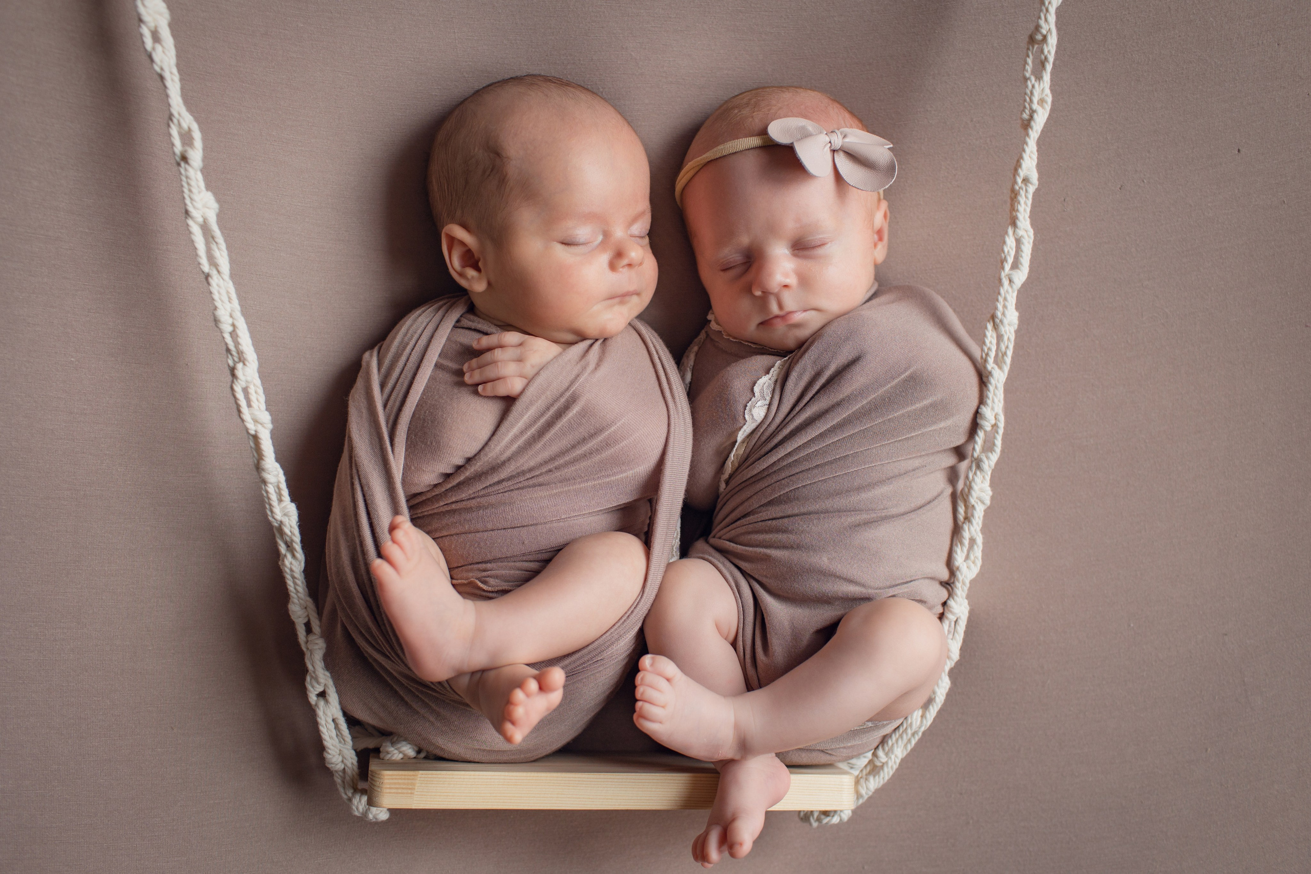 Фотостудия для новорожденных и малышей в Твери — «На ручках»