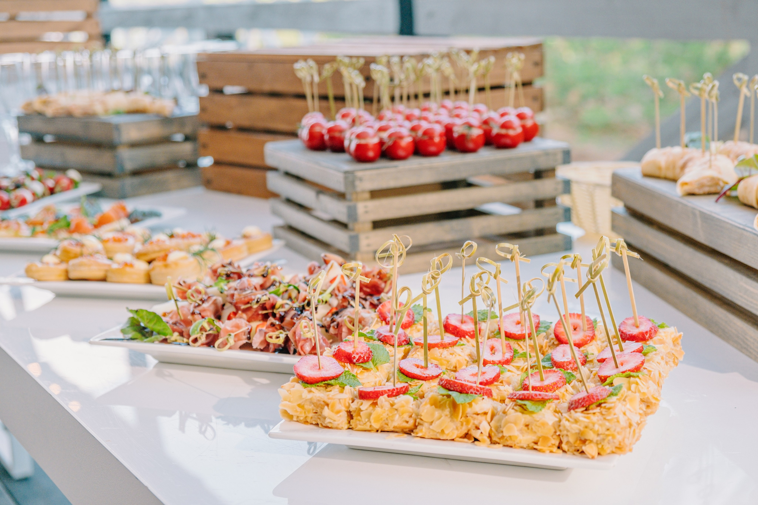 Съемка для службы кейтеринга. Максим Егоров, г. Ижевск. Фуд-фотография и предметная съёмка