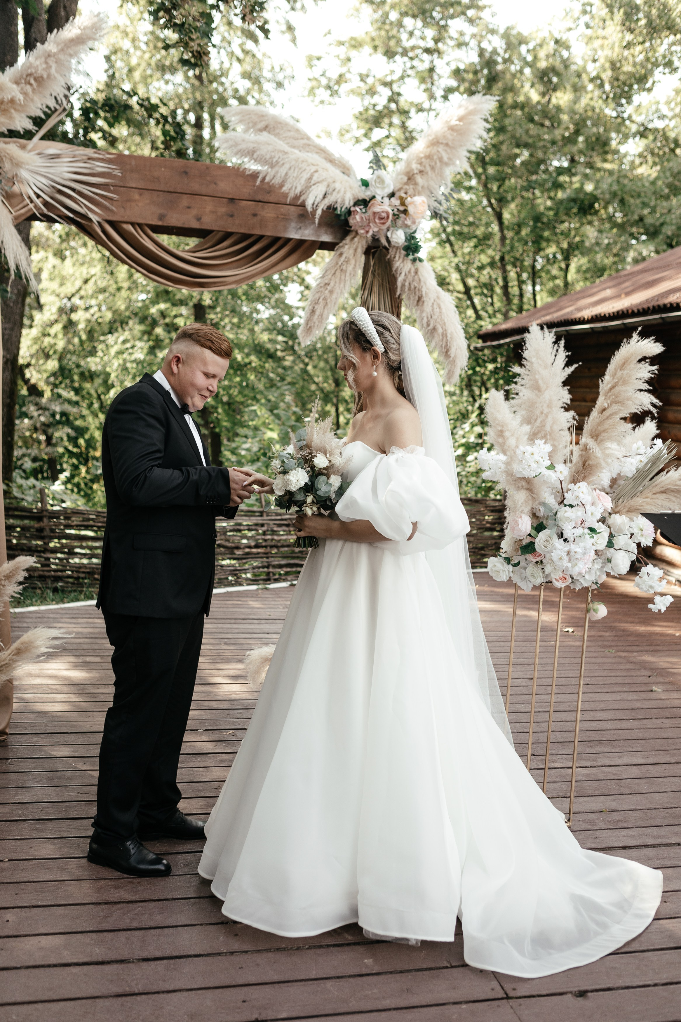 Свадебный фотограф Уфа — Руслан ГабдлисламовЖивые эмоции, красивые кадры, воспоминания на всю жизнь.Работаю по всей Республике Башкортоста. Свадебный фотограф Уфа Руслан Габдлисламов