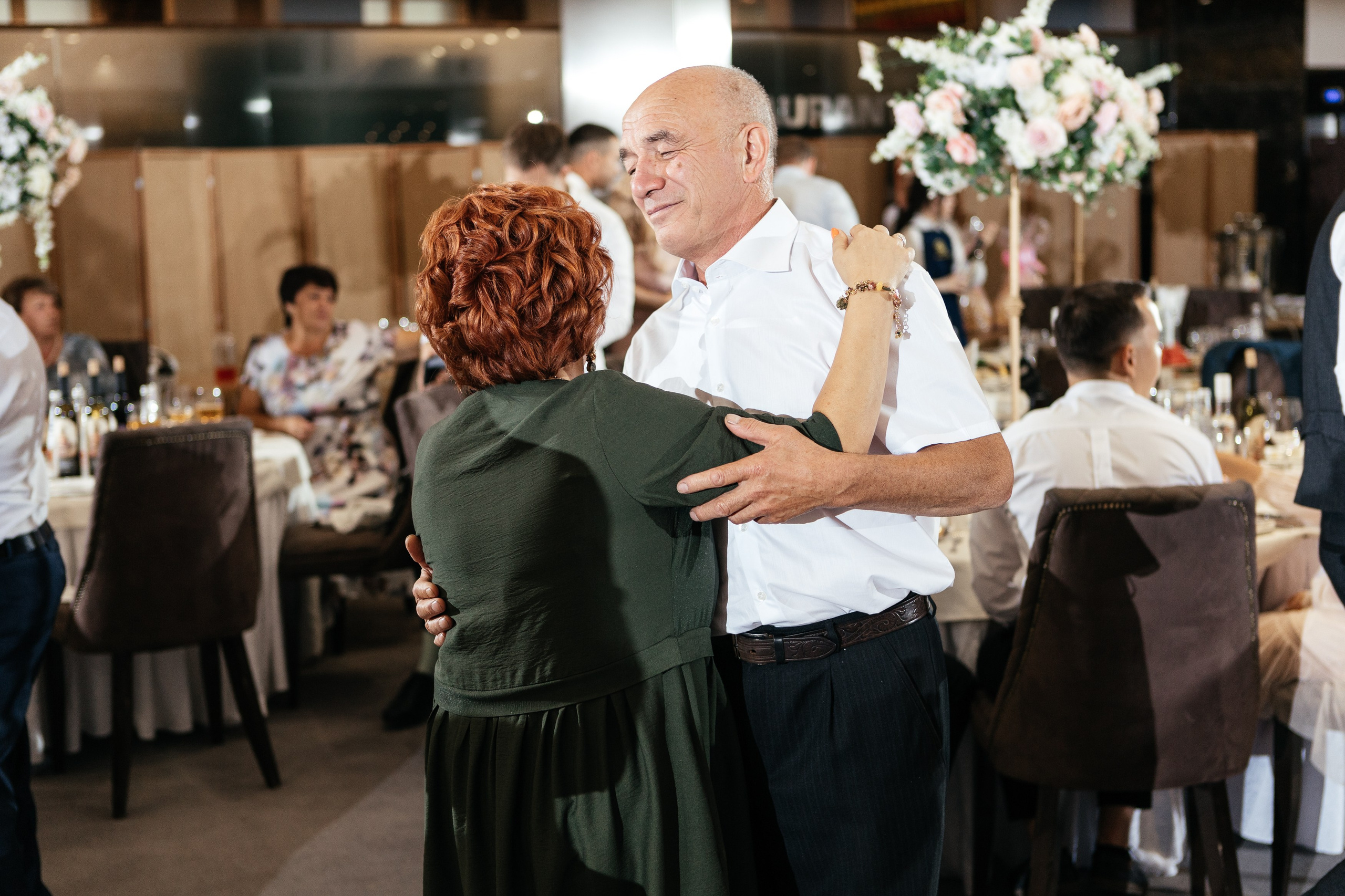 Свадебный фотограф Уфа — Руслан ГабдлисламовЖивые эмоции, красивые кадры, воспоминания на всю жизнь.Работаю по всей Республике Башкортоста. Свадебный фотограф Уфа Руслан Габдлисламов
