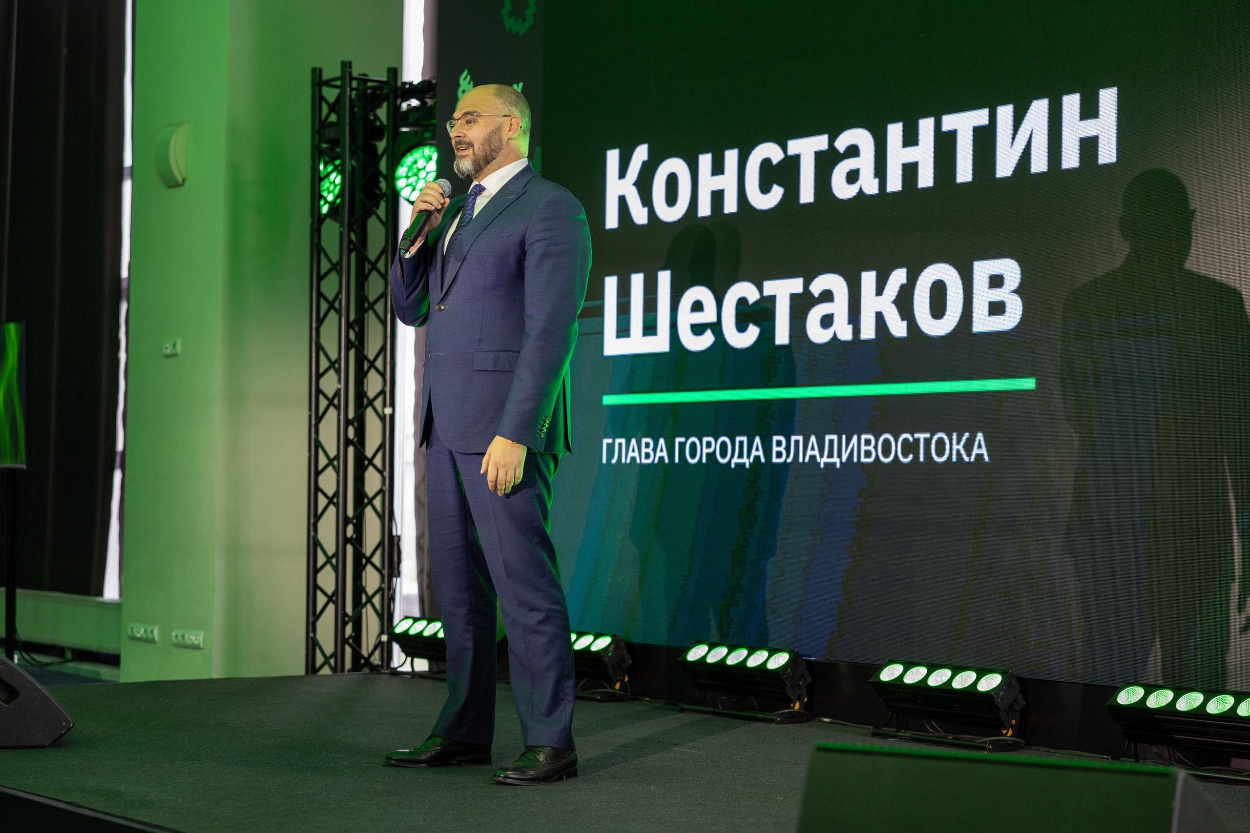 Окружной хакатон. Репортажный фотограф во Владивостоке