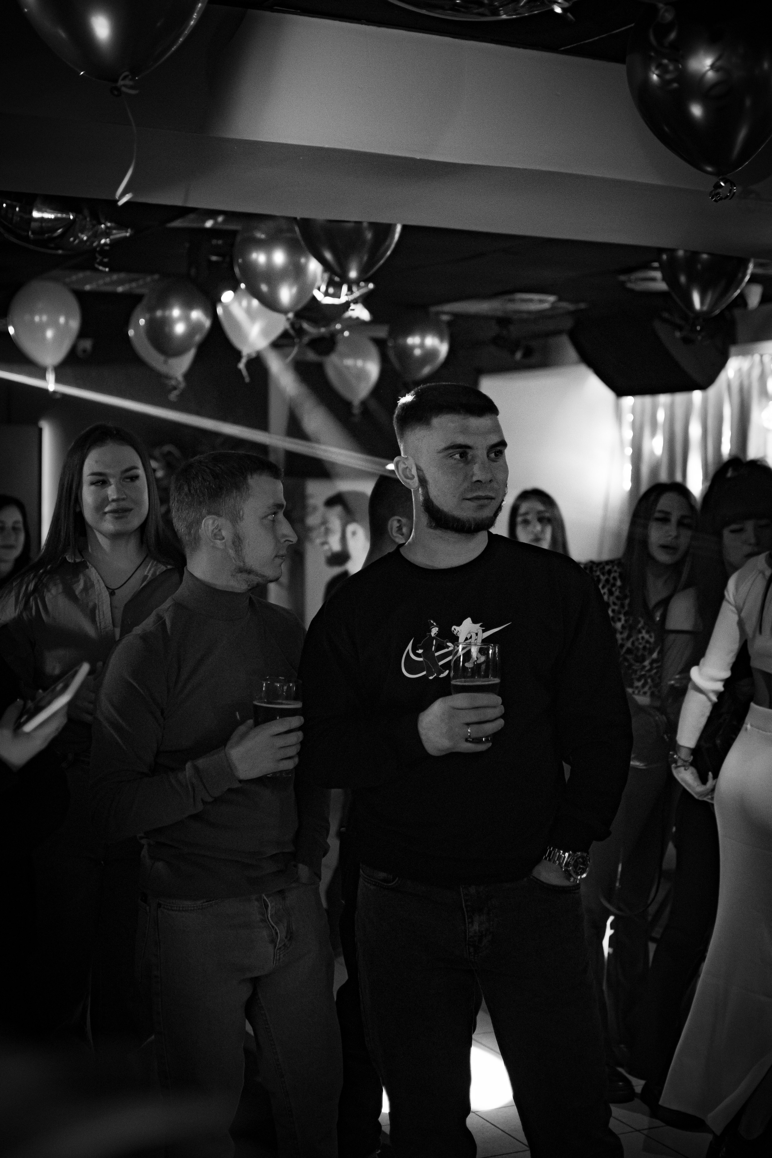 HOLLYWOOD / 6 YEARS. Photokarish