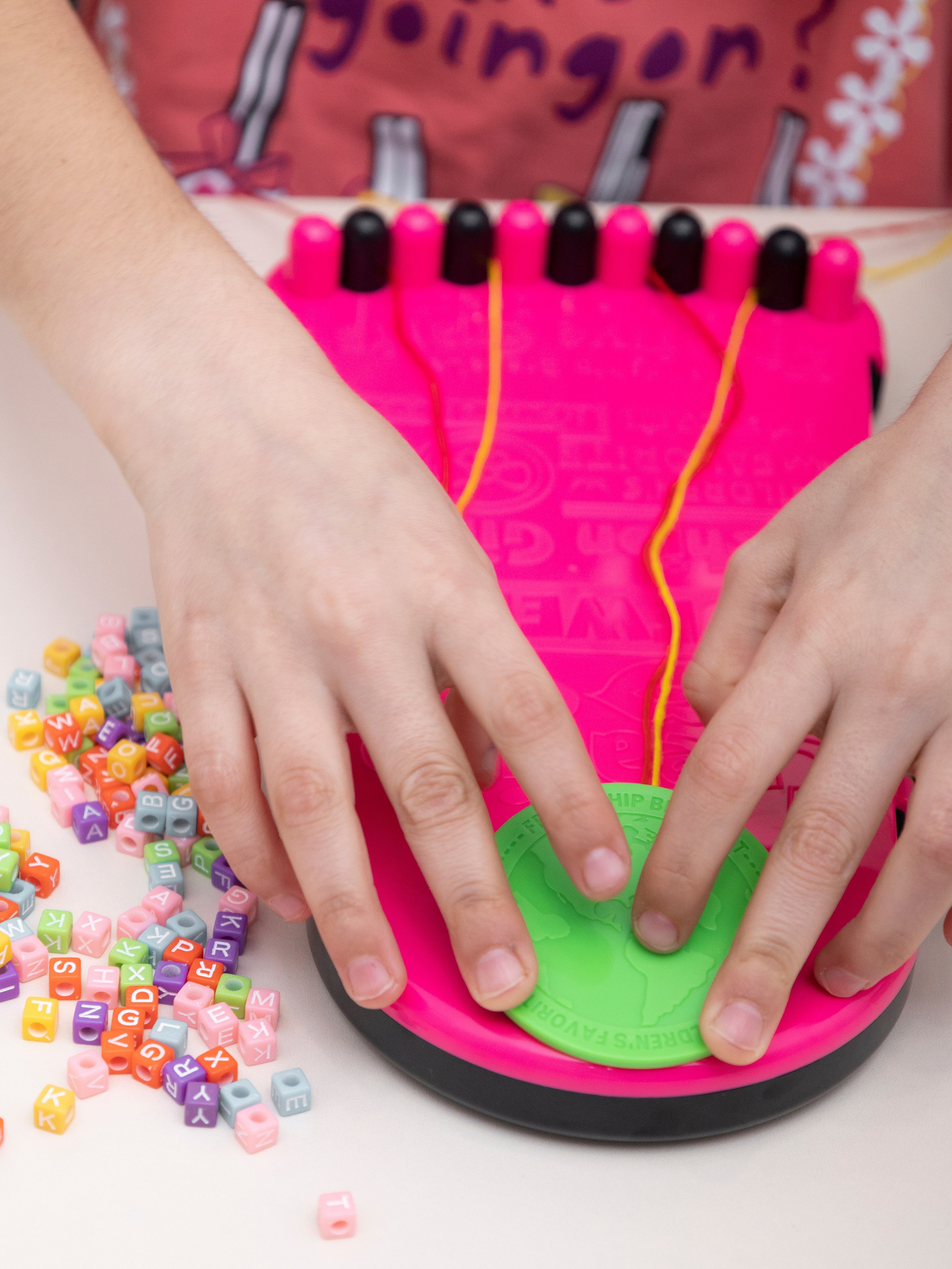 Фотография с участием людей. Предметный фотограф в Москве и Московской области