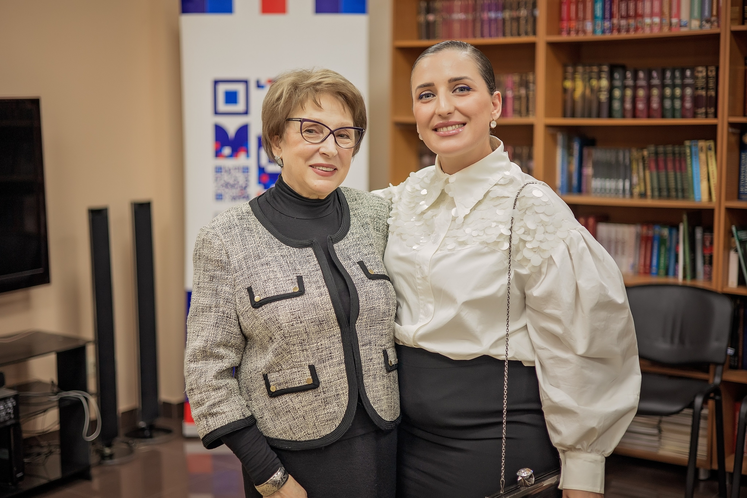 Художник, искусствовед Александр Лозовой. Свадебный и семейный фотограф в Абхазии Эля Цишба