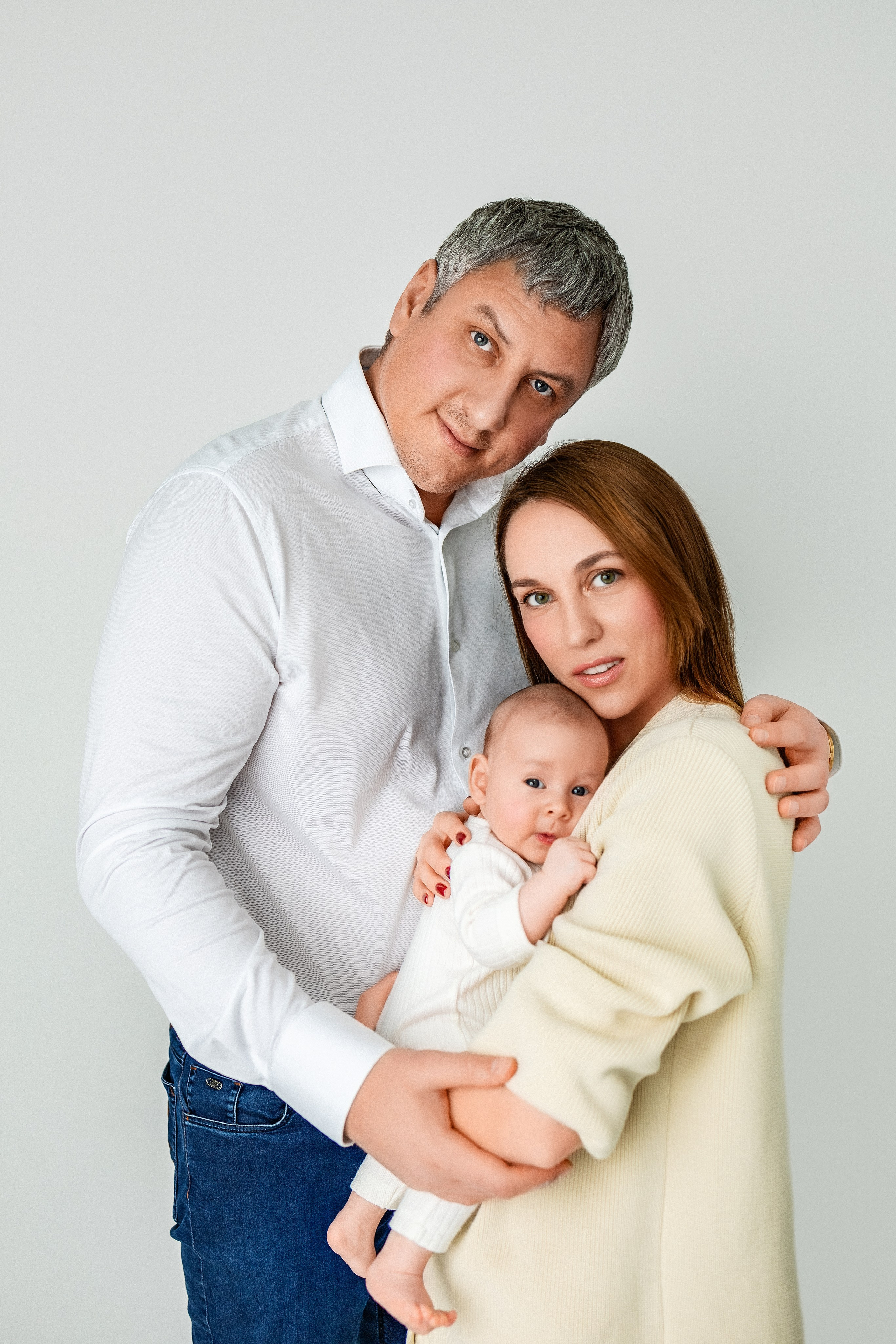Олеся и семья. Фотограф новорожденных в Нижнем Новгороде Надежда Кадылкина