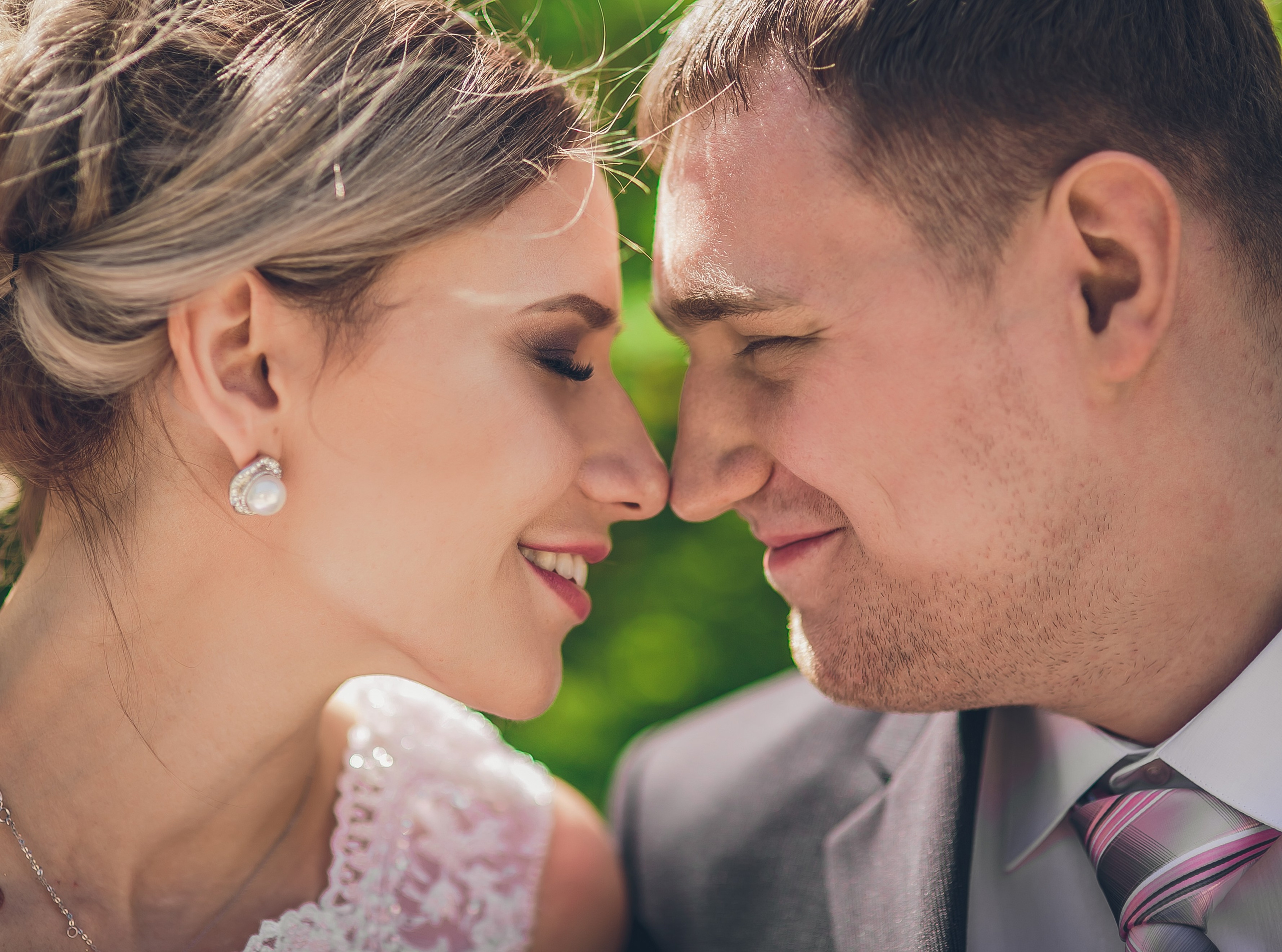 Летнее свадебное фото. Фотограф Надежда Куин, Якутск