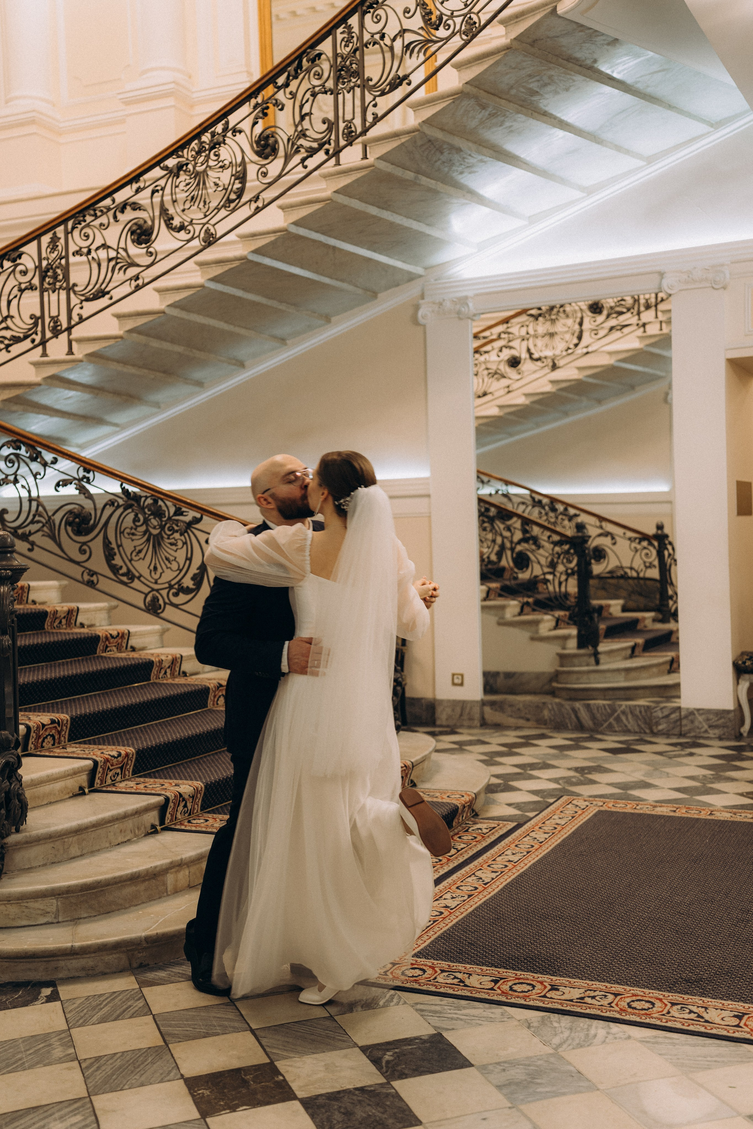 СВАДЕБНАЯ СЬЕМКА ВО ВТОРОМ ДВОРЦЕ (ДЕКАБРЬ) ТАКЖЕ СЬЕМКА В СТУДИИ НА ЧЕРНЫШЕВСКОЙ. Профессиональный фотограф, Санкт-Петербург — Виктория Богомолова