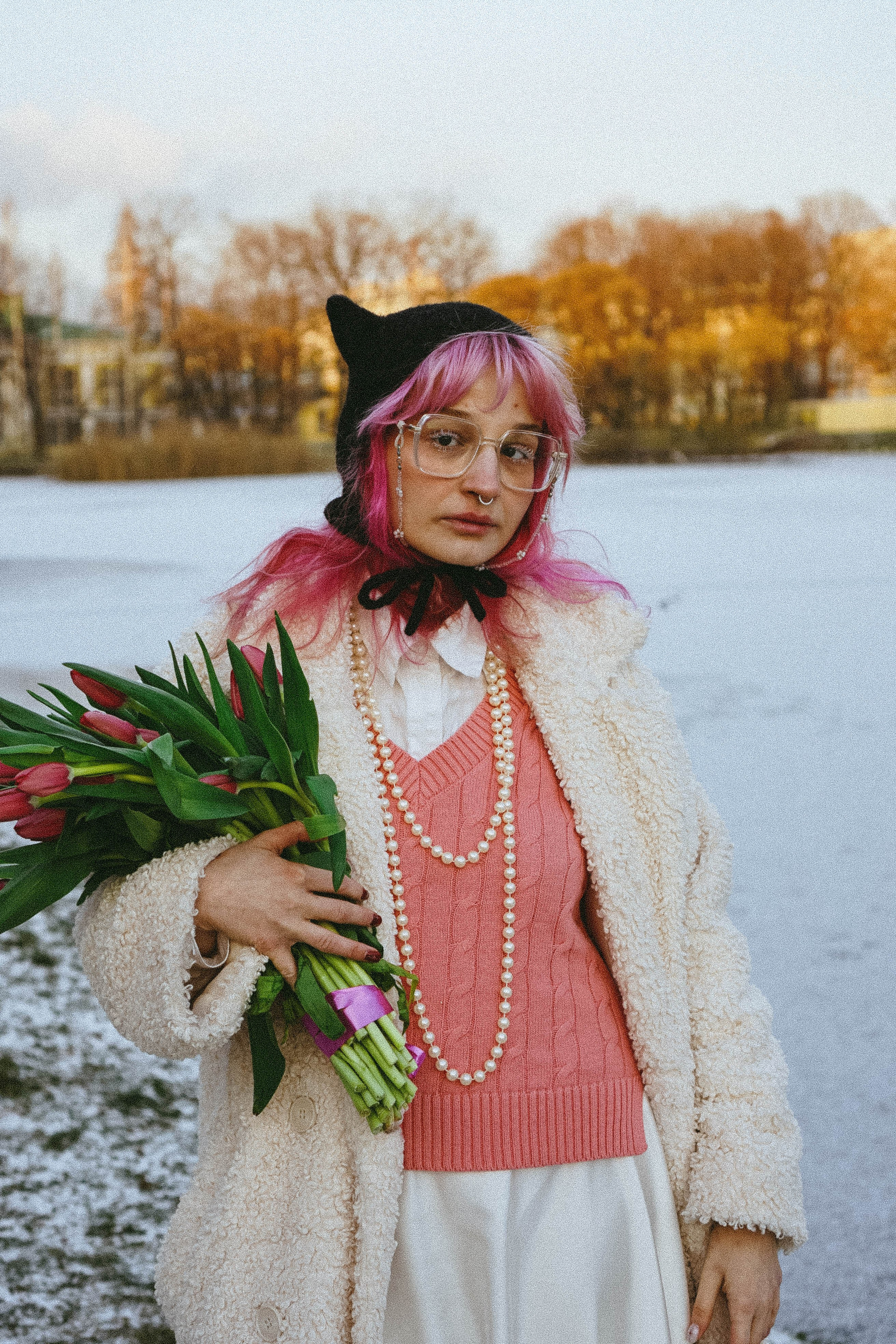 Прогулочная фотосессия с тюльпанами. Профессиональный фотограф, Санкт-Петербург — Виктория Богомолова