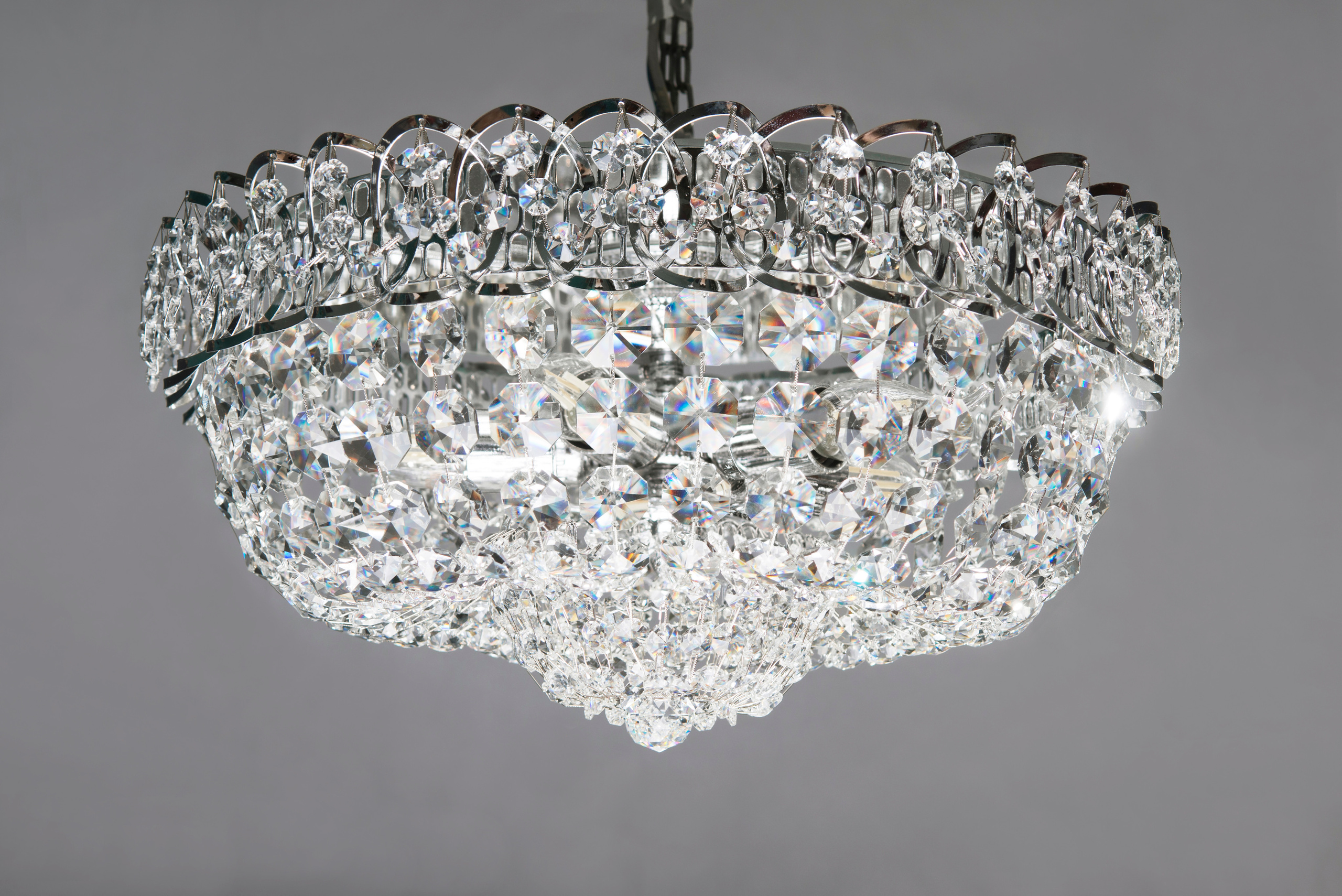 Хрустальные люстры. Контент-фотограф Татьяна Киричук в Ростове-на-Дону