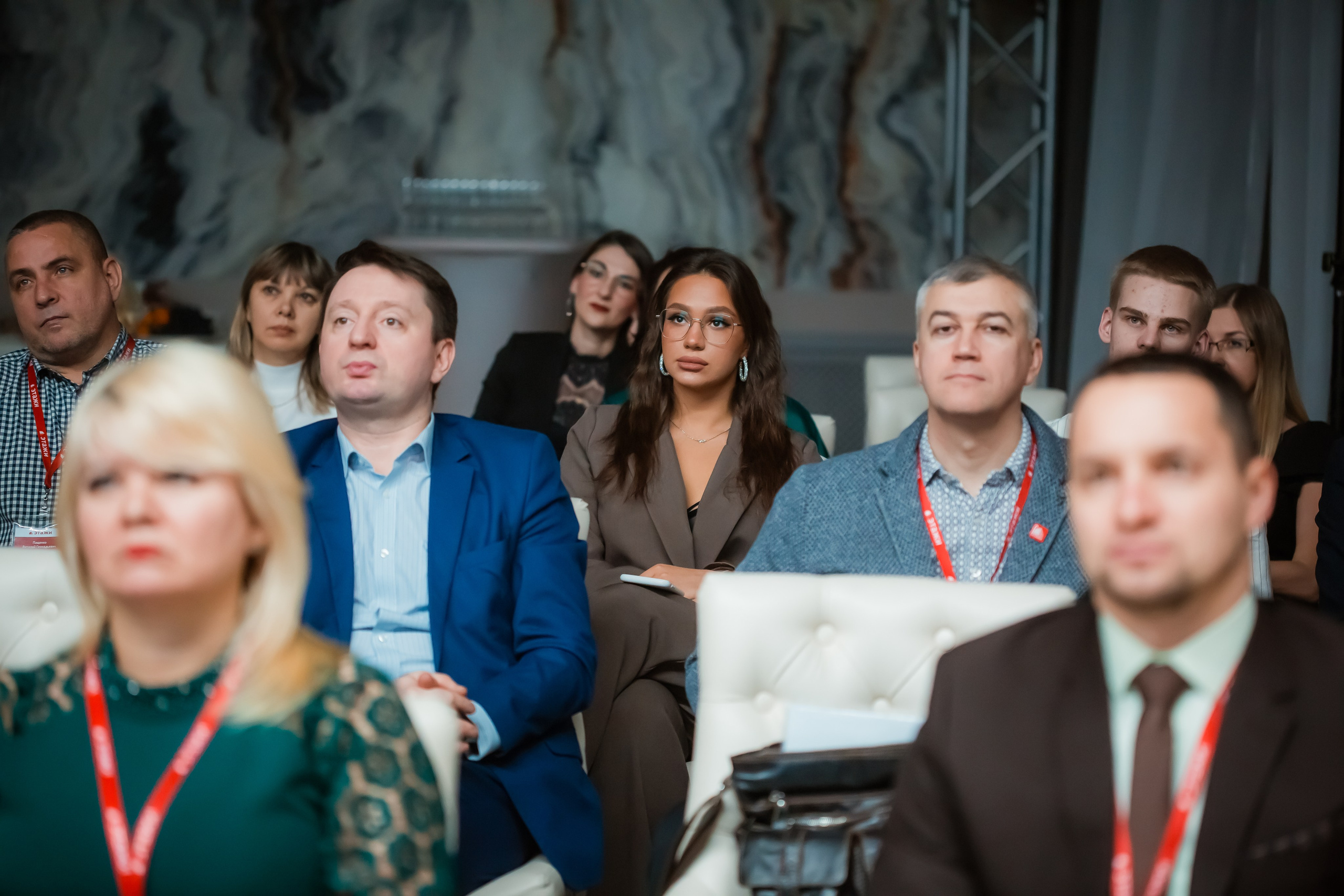 Этажи — подведение итогов 2023. Репортажный фотограф Василий Сазонов в Нижневартовске