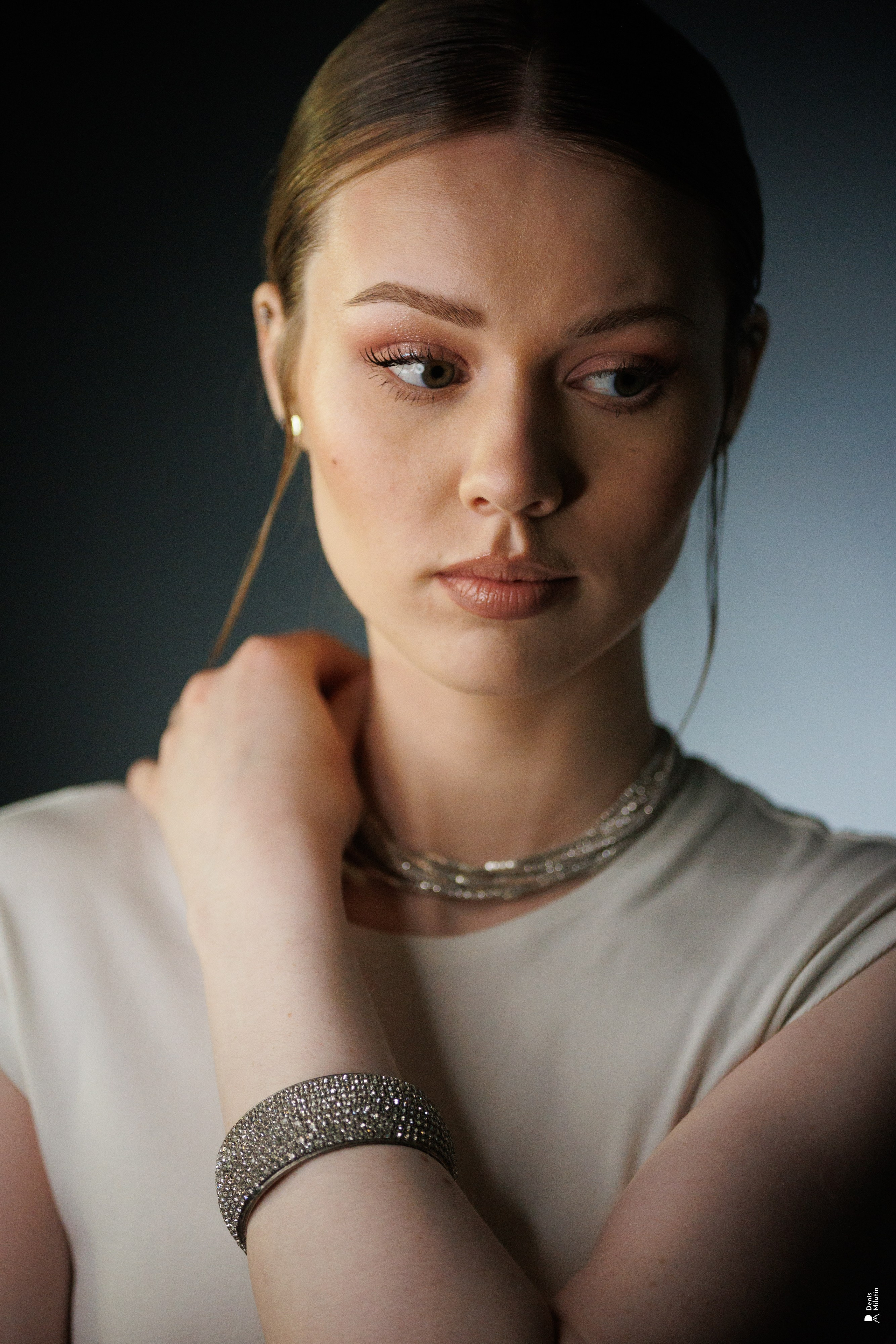 У Иры. Портретный фотограф Денис Милютин