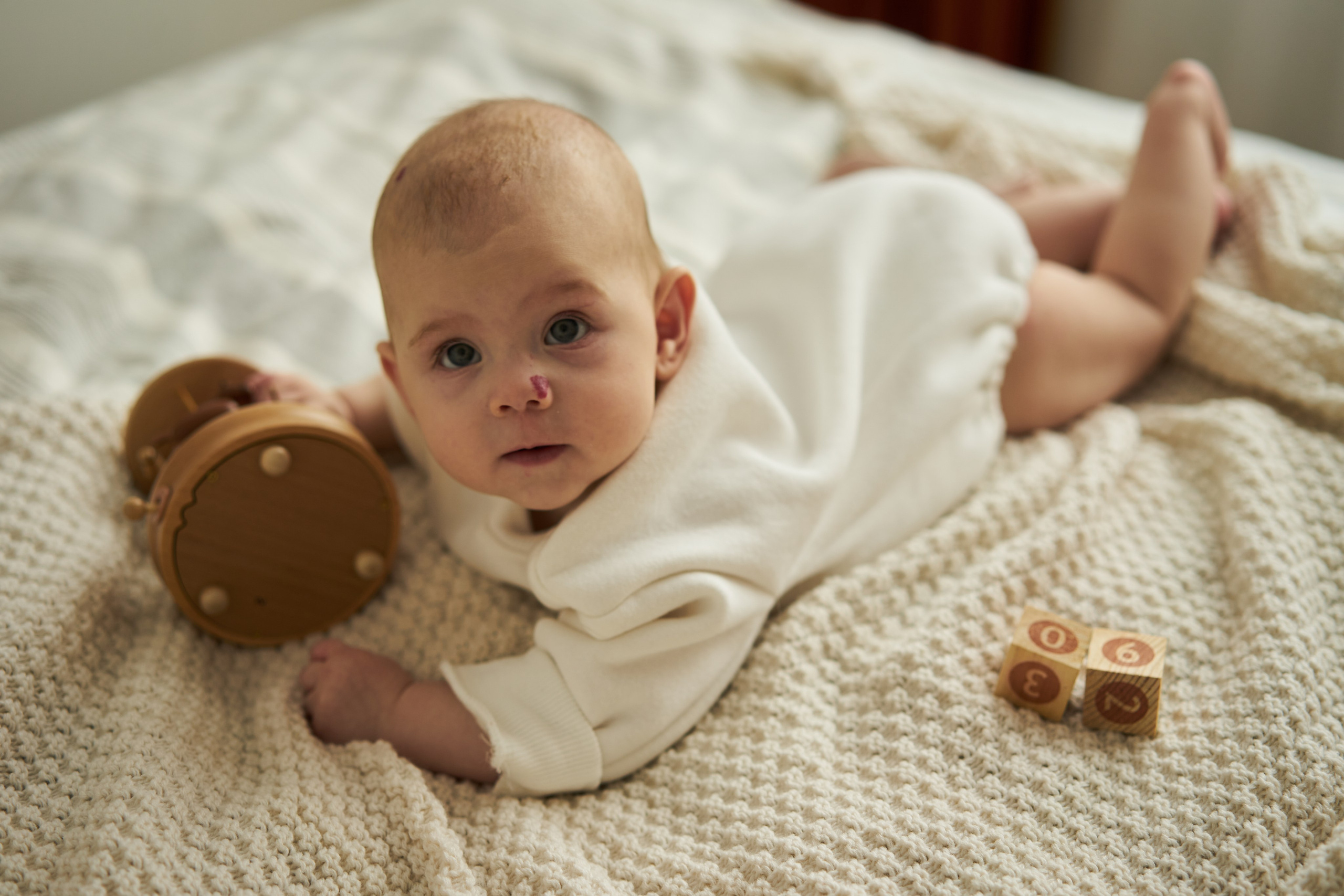 Семейная фотосессия дома. Фотограф Екатеринбург Кокшарова Александра