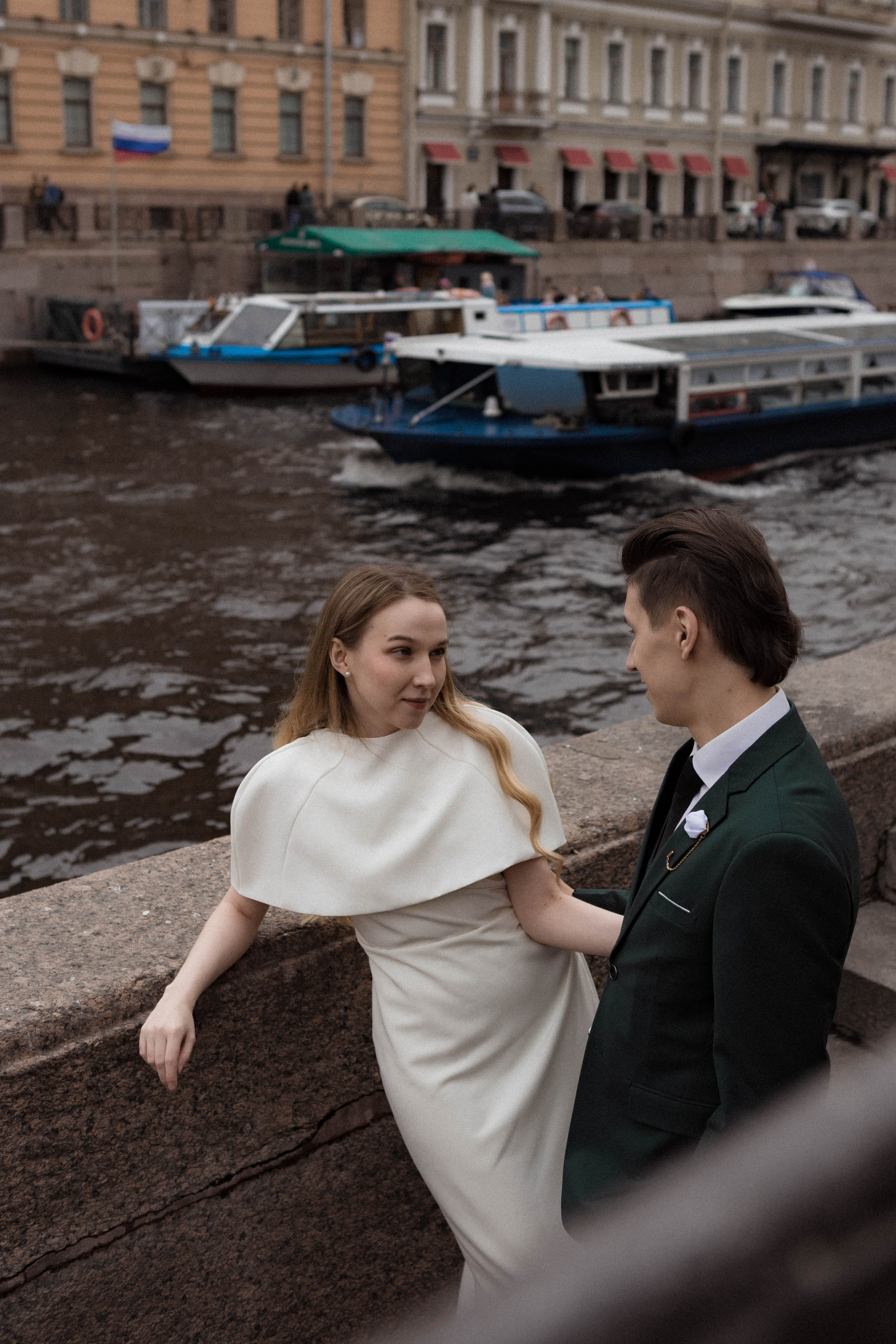 Свадьба в Петербурге. Контент-фотограф для творческих единиц и мастеров в Санкт-Петербурге