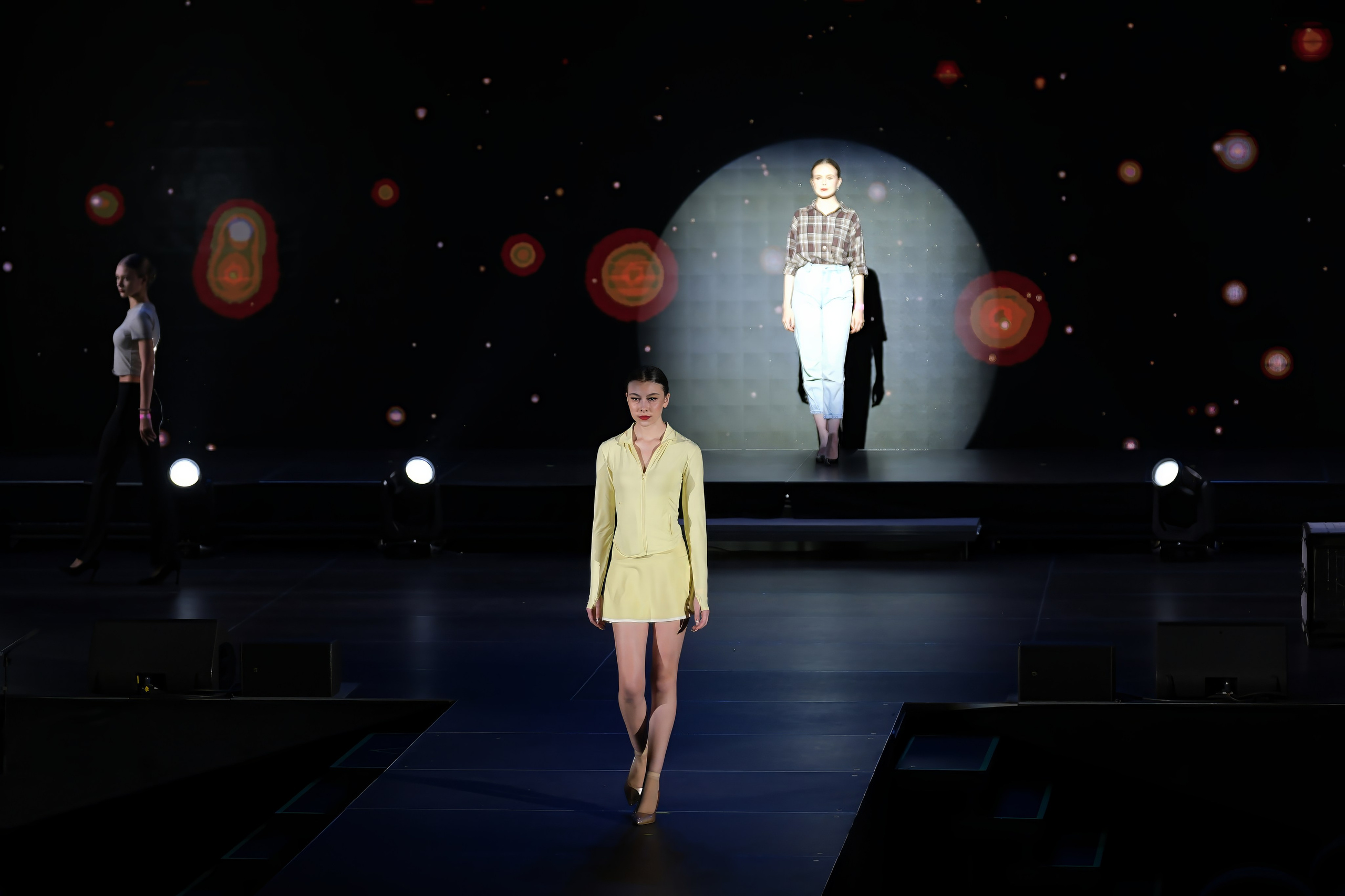 Подиумный спектакль «Стиль Надежды». Добро пожаловать в студию «Цифровой скульптор»  где искусство встречается с технологиями!