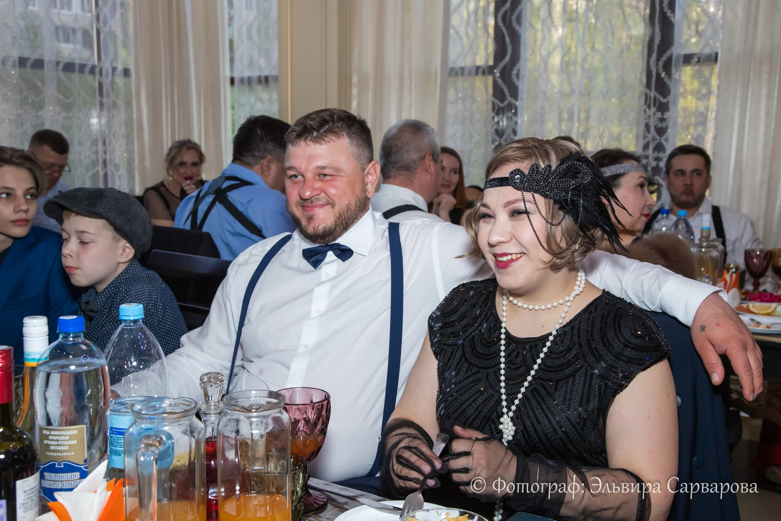 Гангстерская вечеринка в стиле 1920-х. Репортажный Фотограф