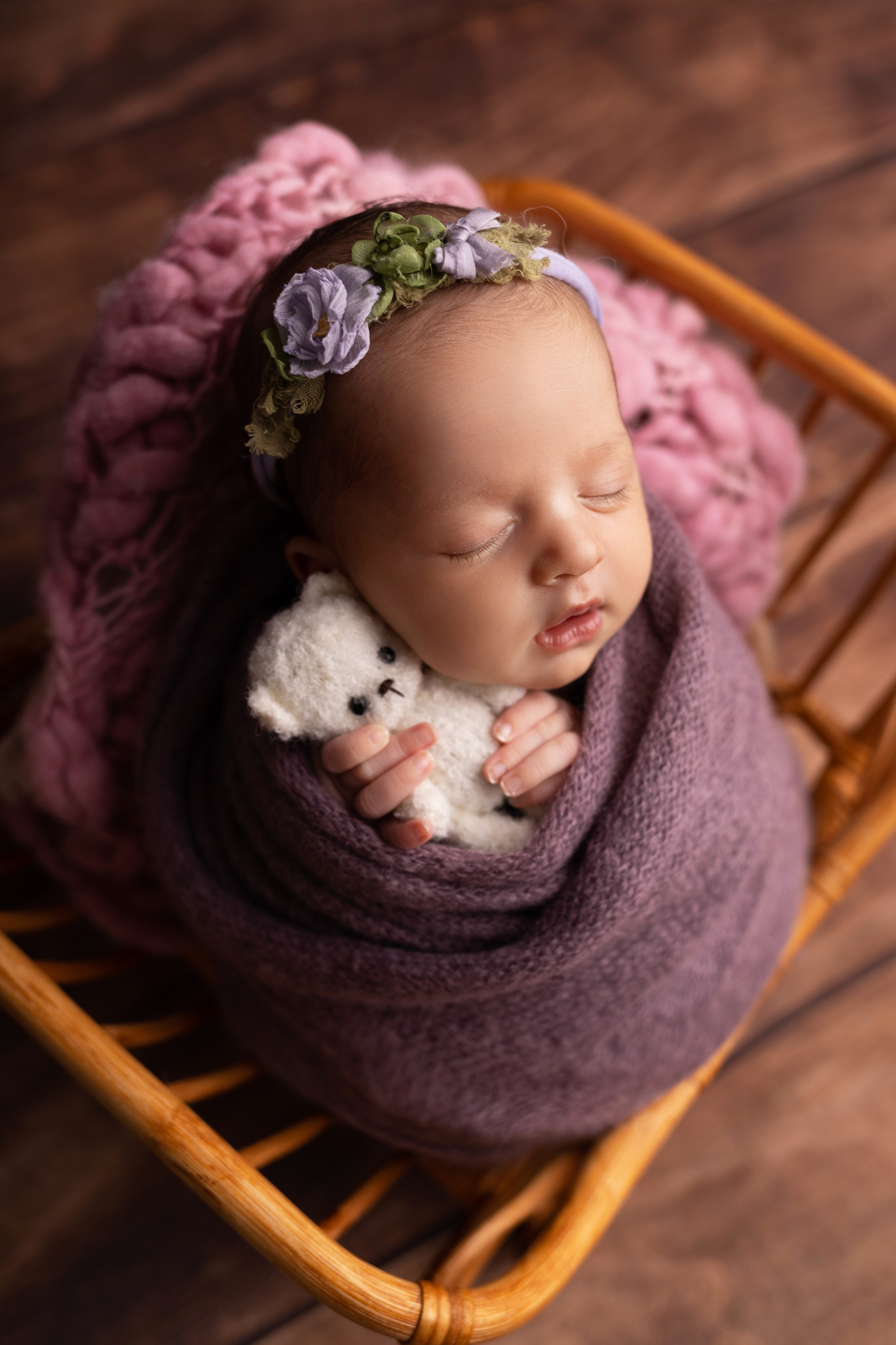 Классическая фотосессия малыша. Фотограф новорожденных малышей в Омске и Омской области Эльвира Камаева