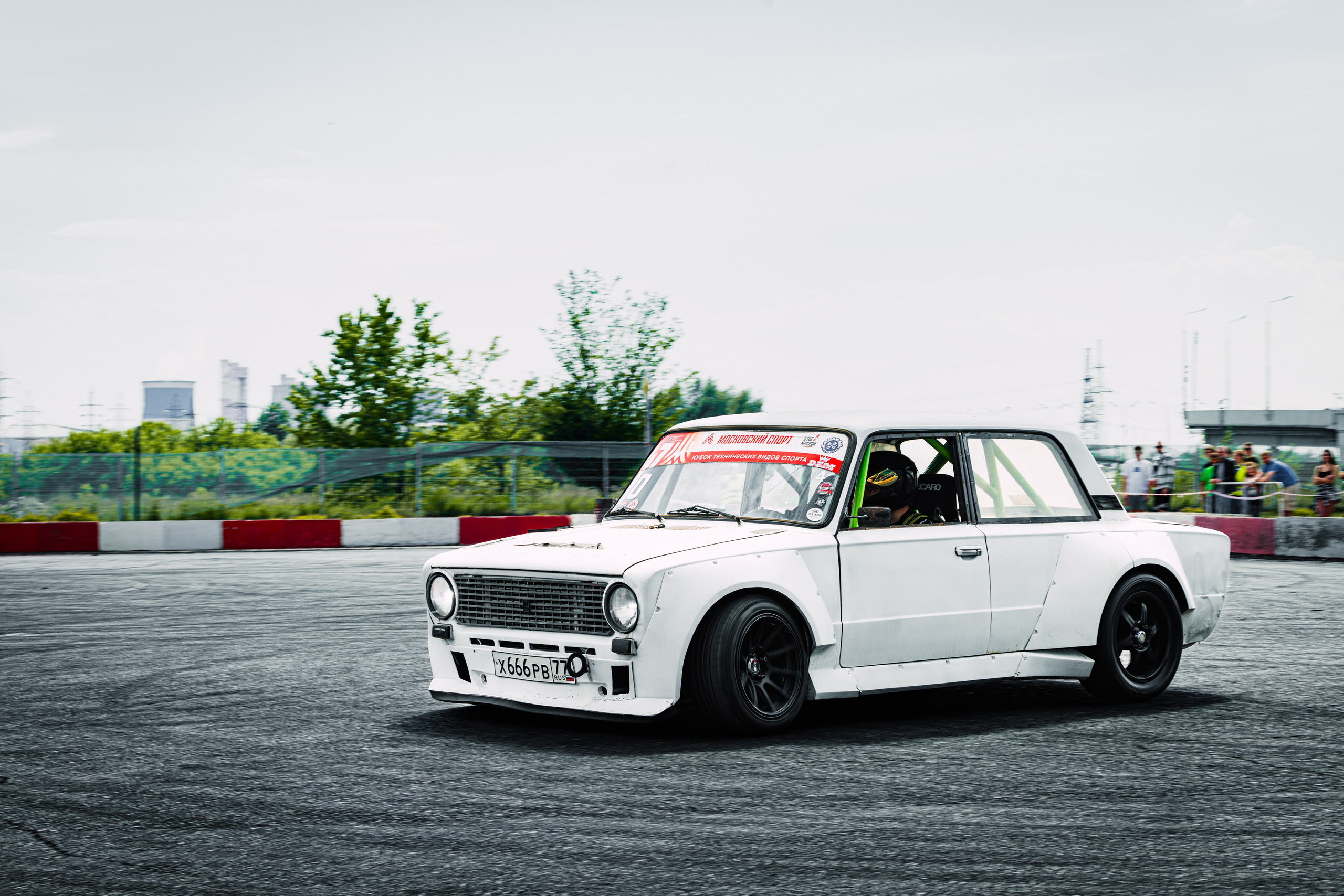 Stock Clock. Open Season