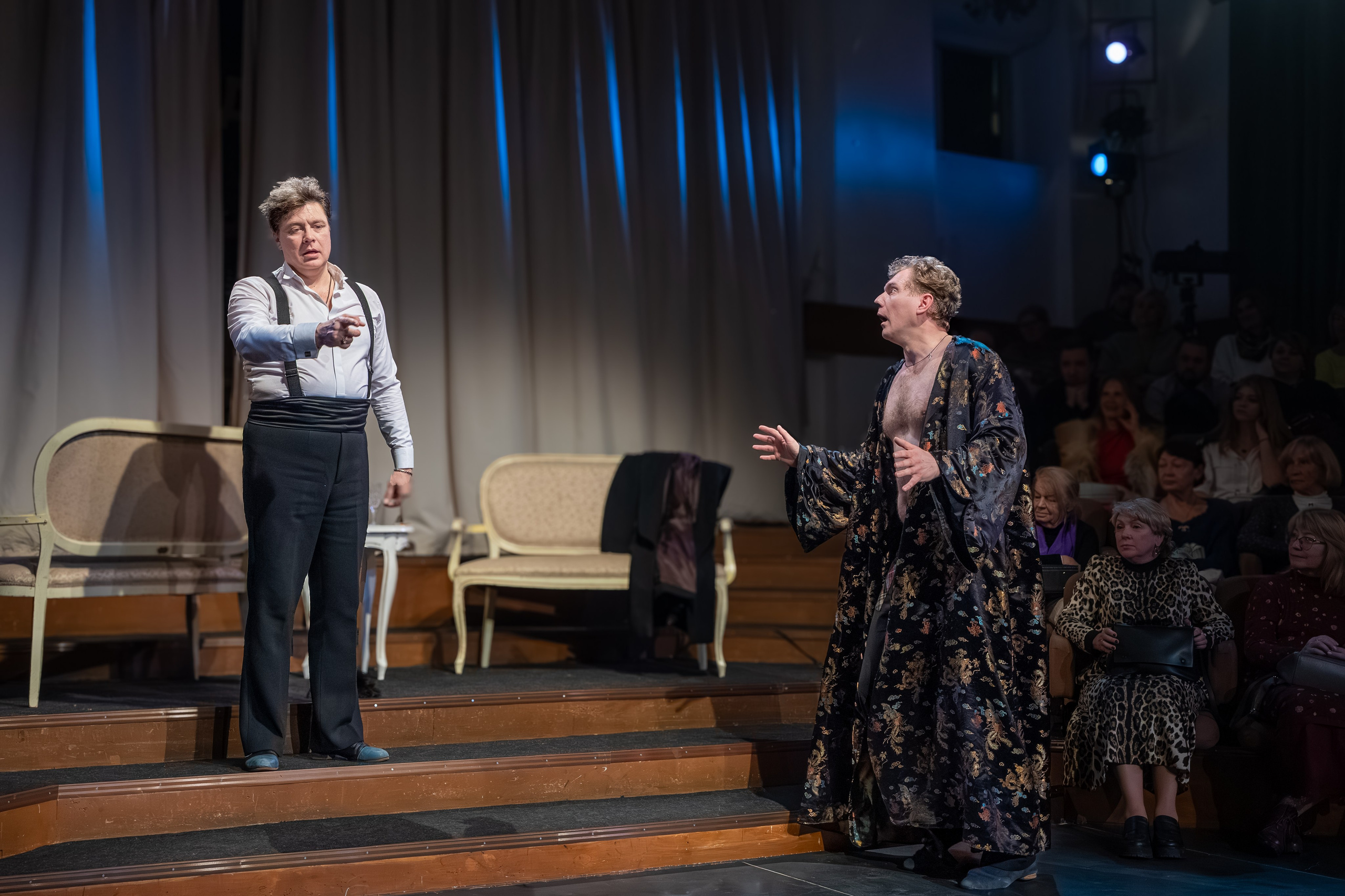 Театр Сфера: Гнездо перелётных птиц (100-й спекталь). Сайт фотографа Сергея Абрамова