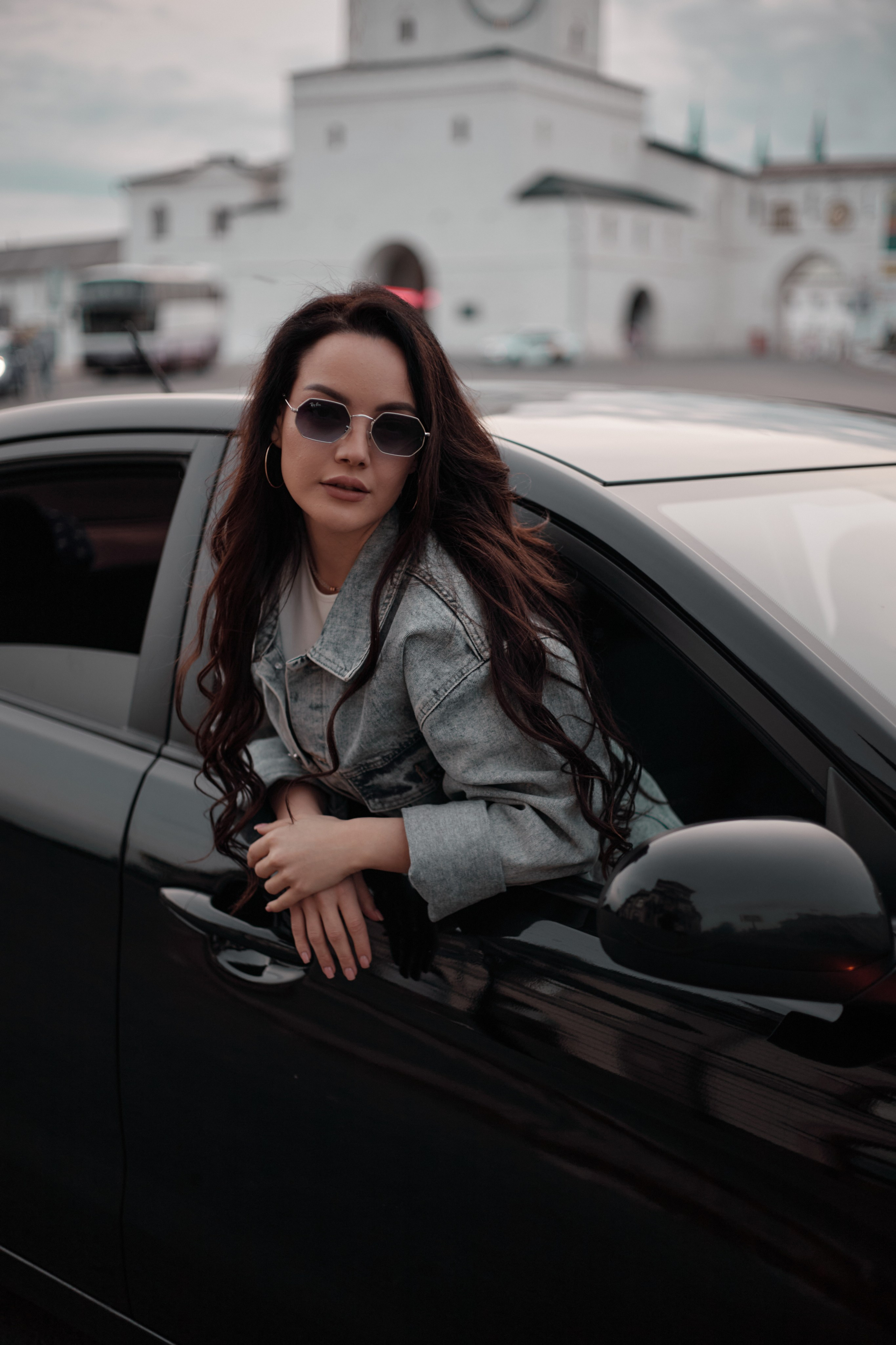 Регина и авто. Фотограф из Казани